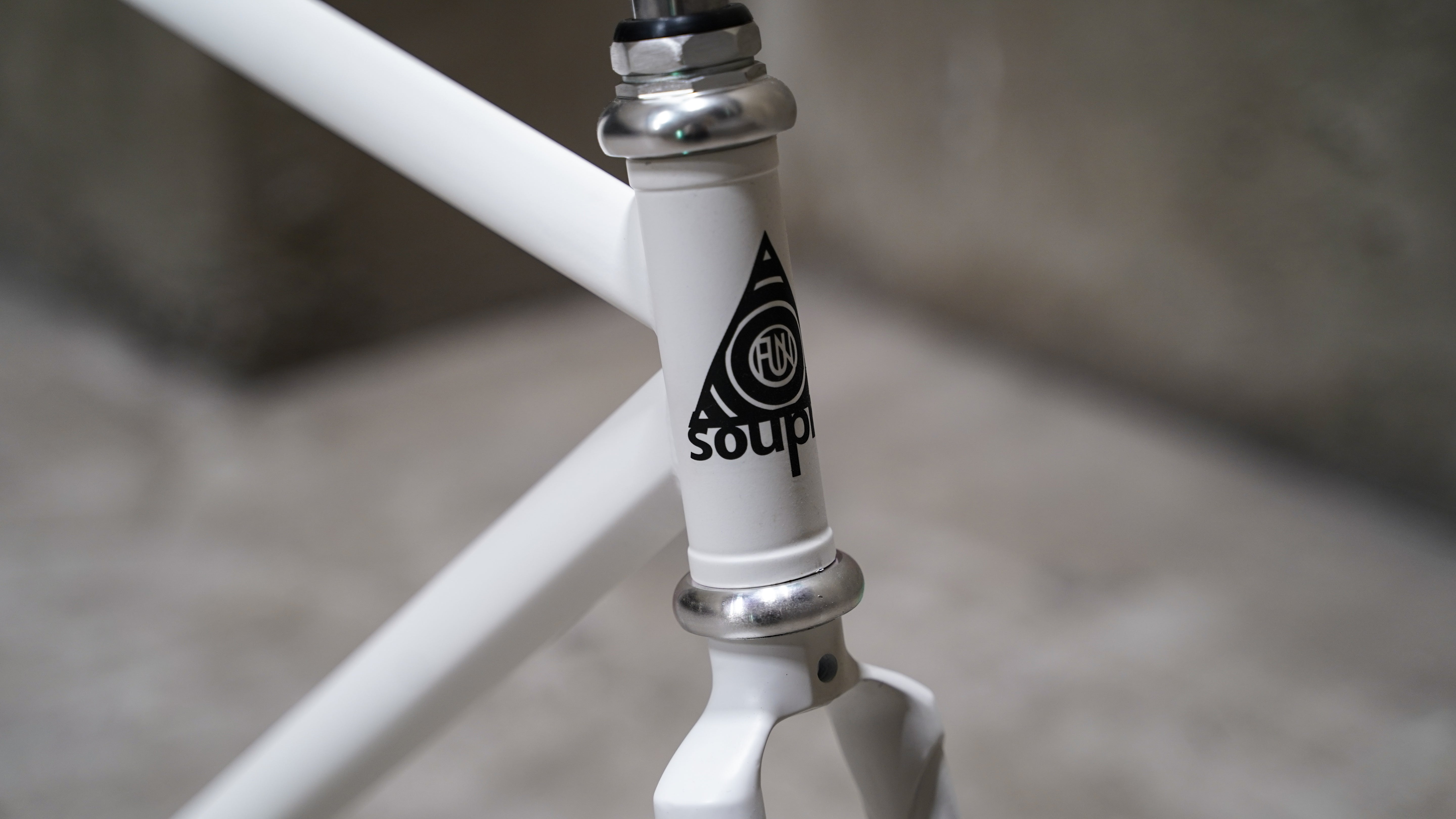 【FUN】SOUPRA Frame -Mat White-