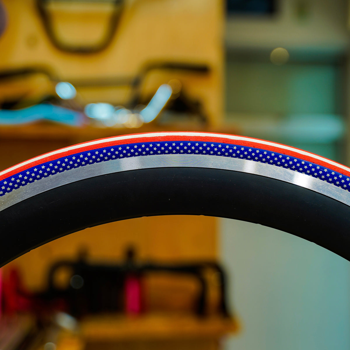 【INNOVA】PATRIOT TIRE 700×23C -US-