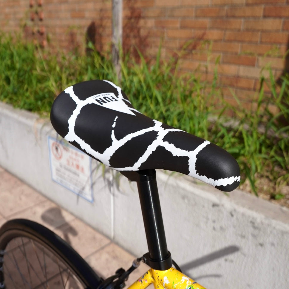 【FUN】GIRAFFE Saddle