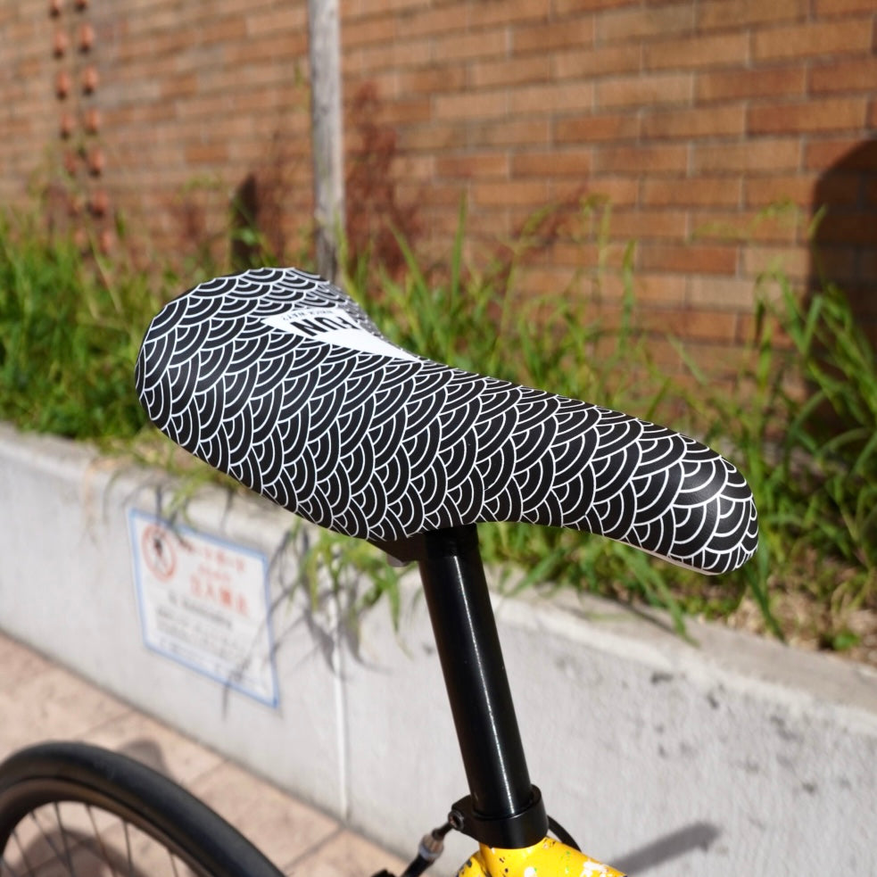【FUN】青海波 Saddle