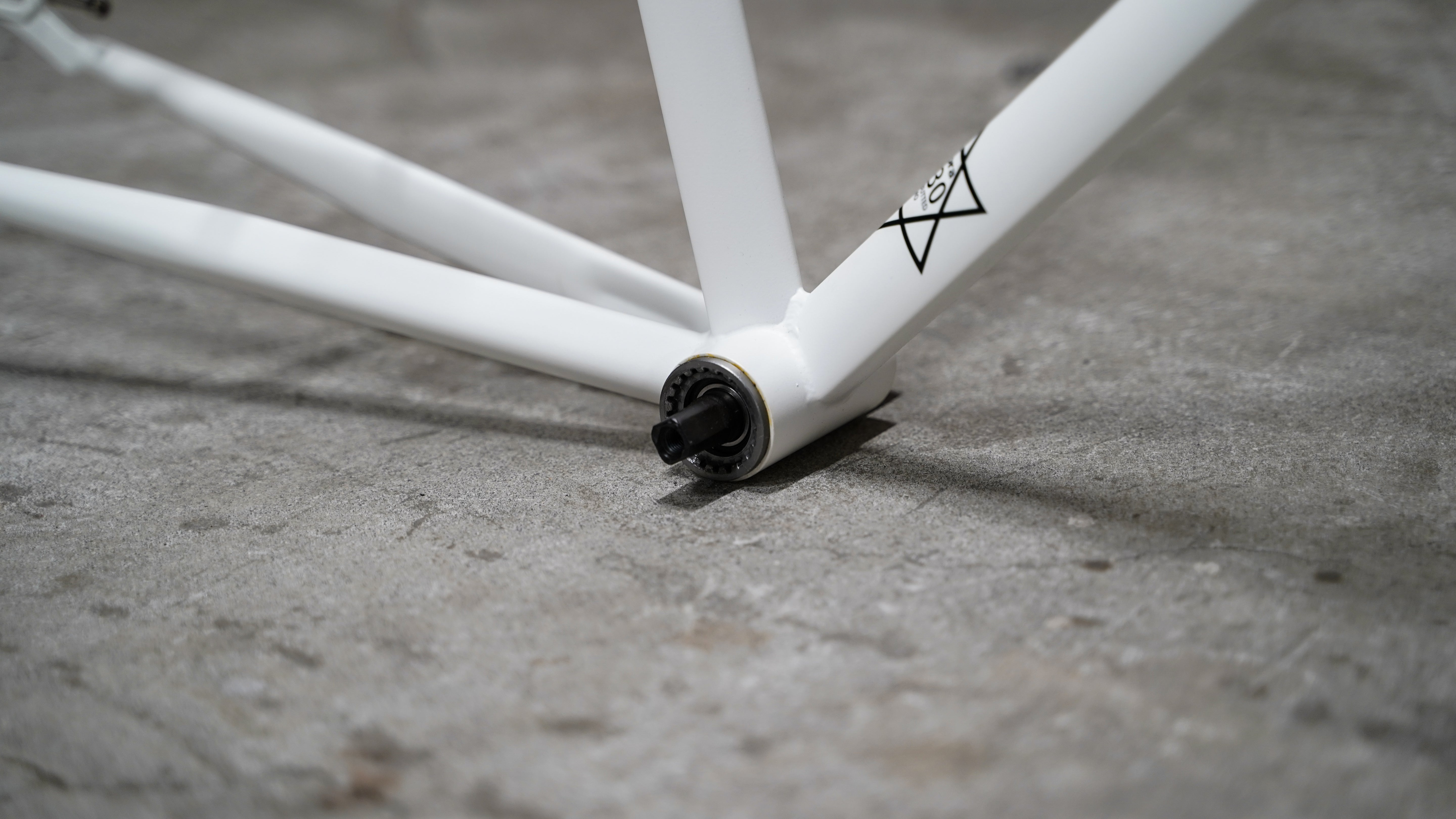 【FUN】SOUPRA Frame -Mat White-