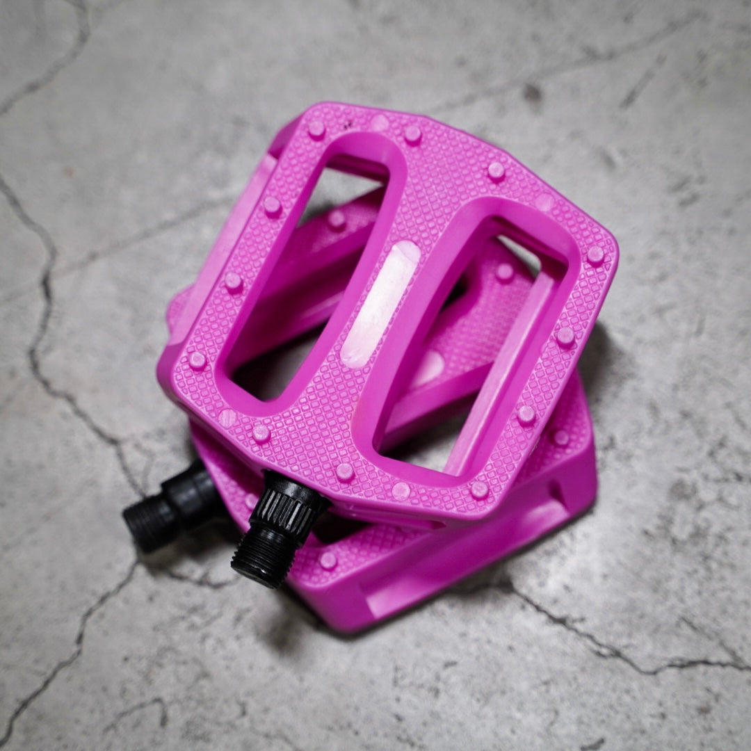 【FUN】CHAMELEON Nylon Pedal -pink-