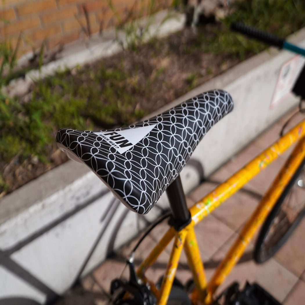 【FUN】七宝 Saddle