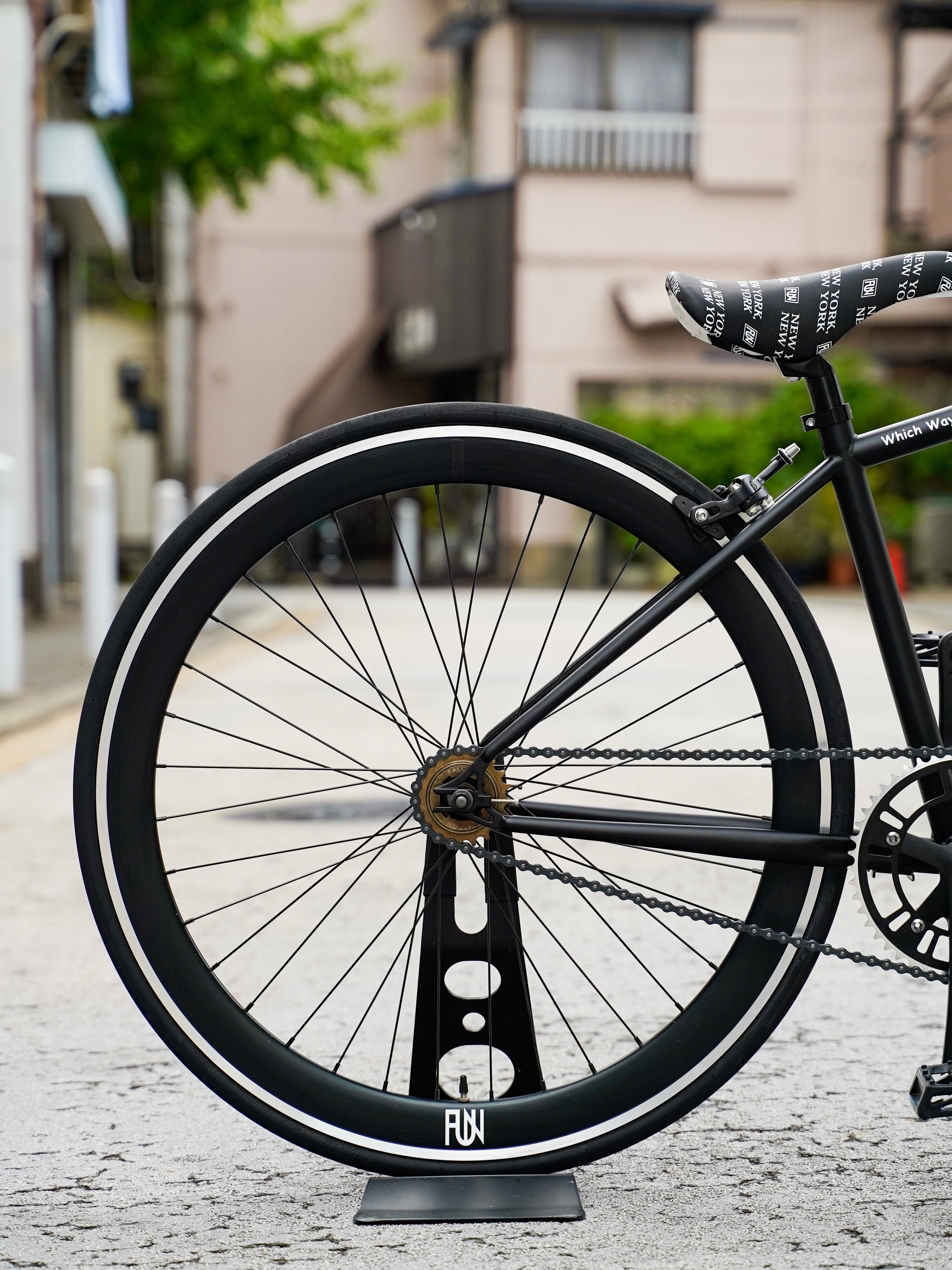 ANGUS STREET COLOR Custom Bike