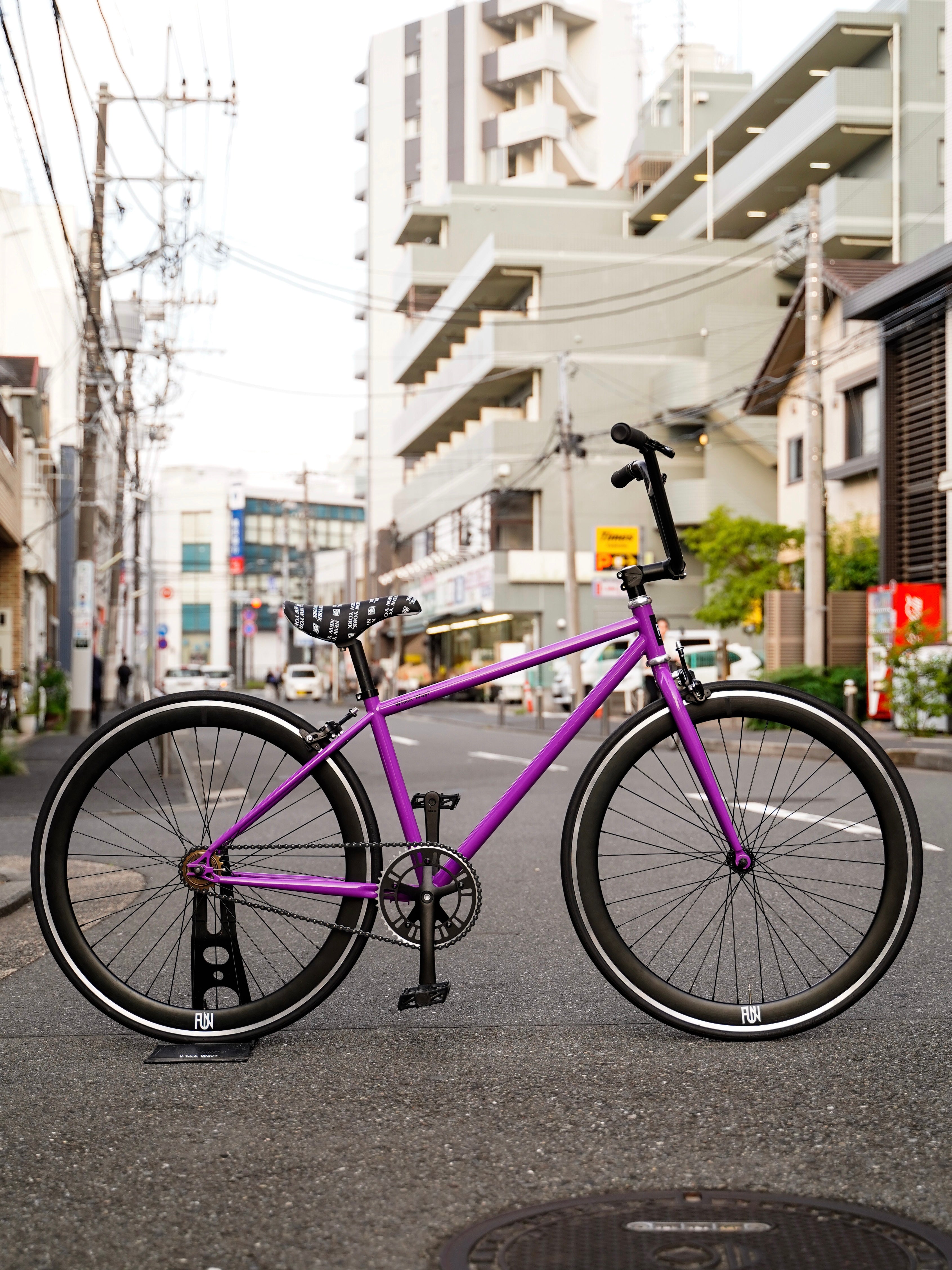 ANGUS STREET COLOR Custom Bike