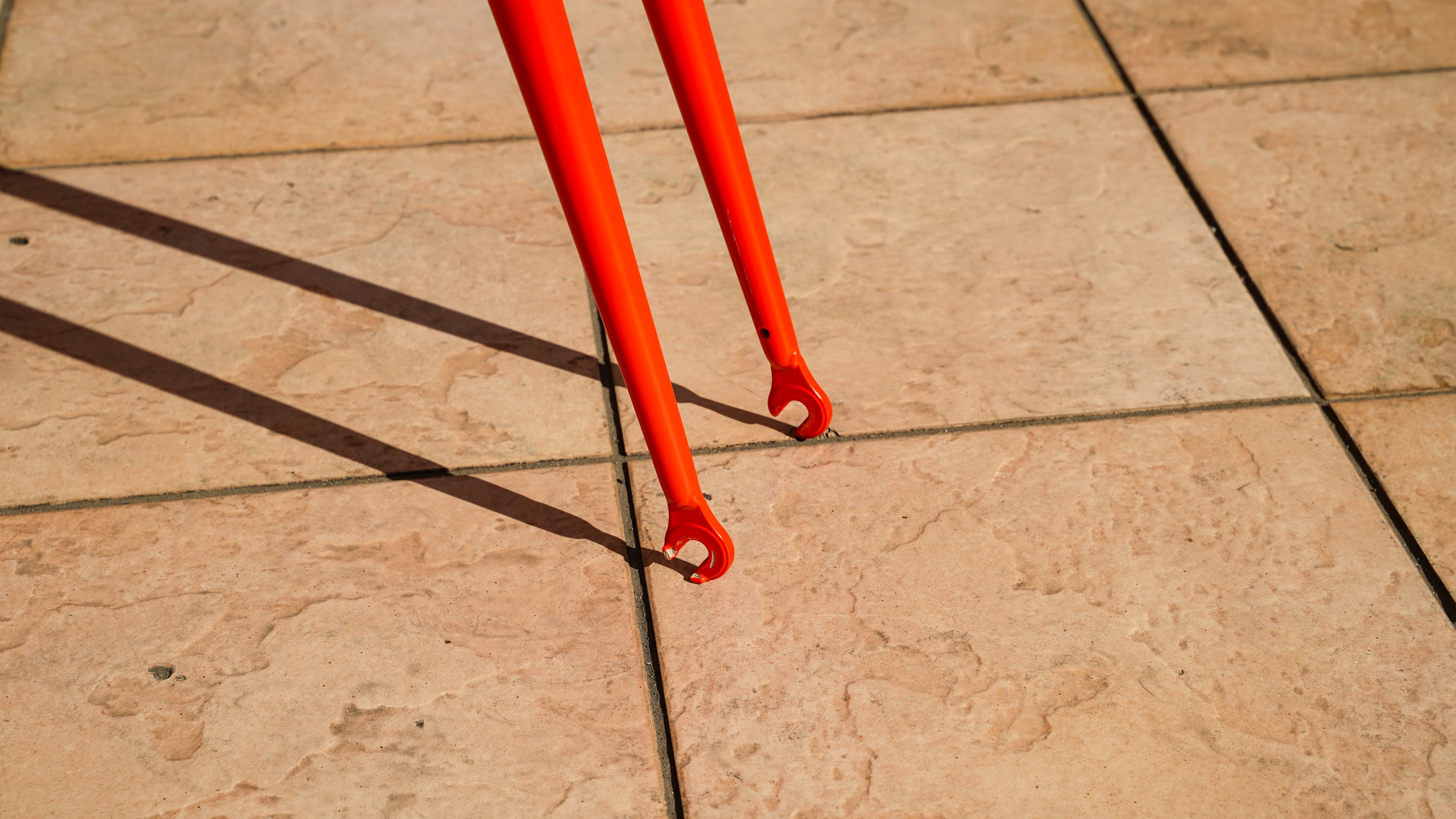 【FUN】ANGUS FLAT Frame -Mat Orange-