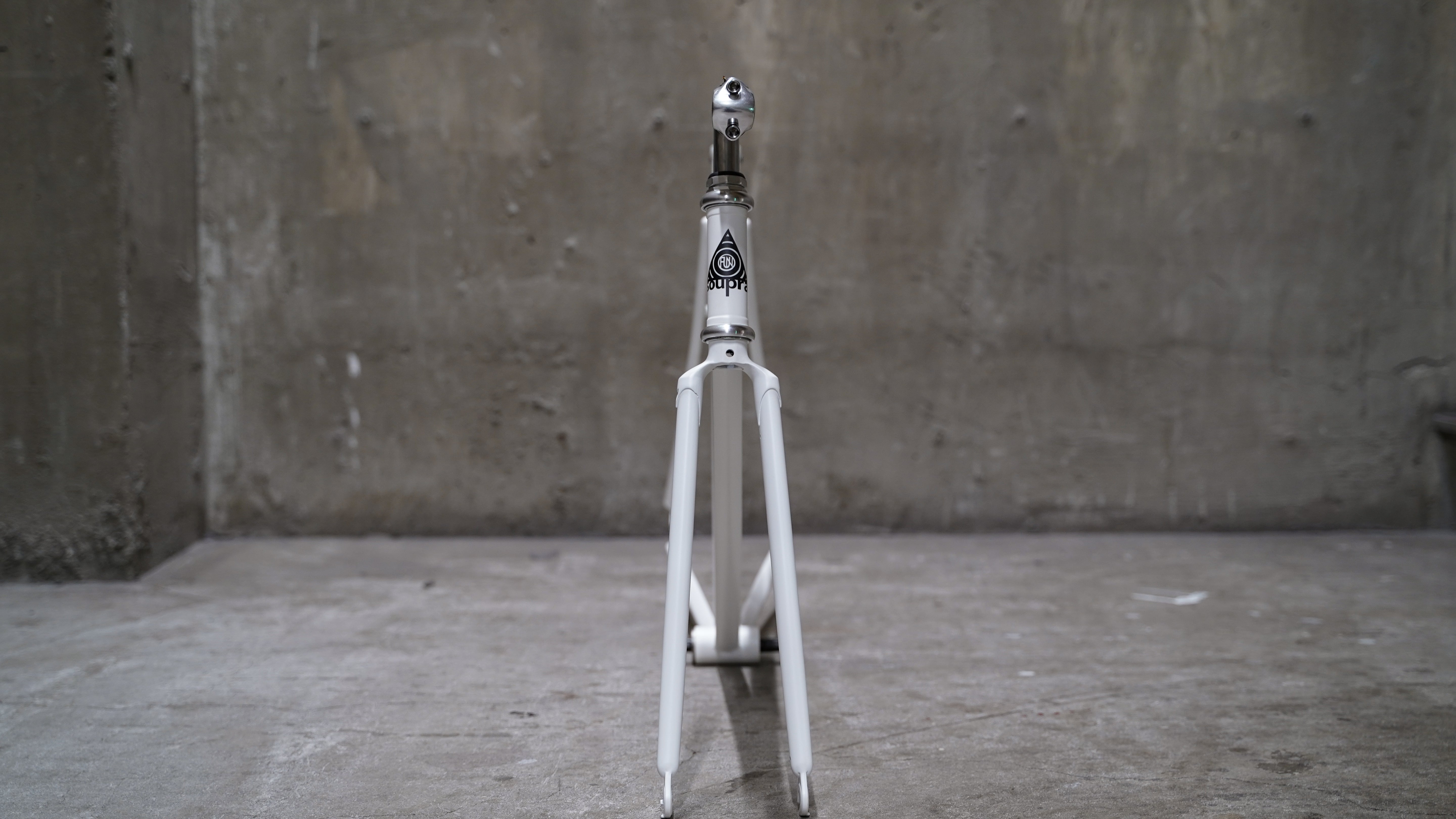 【FUN】SOUPRA Frame -Mat White-