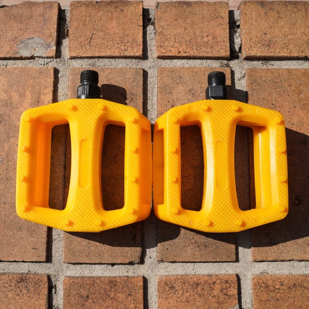 CHAMELEON NYION PEDAL 【Yellow】 - LINKEY CYCLECHAMELEON NYION PEDAL 【Yellow】