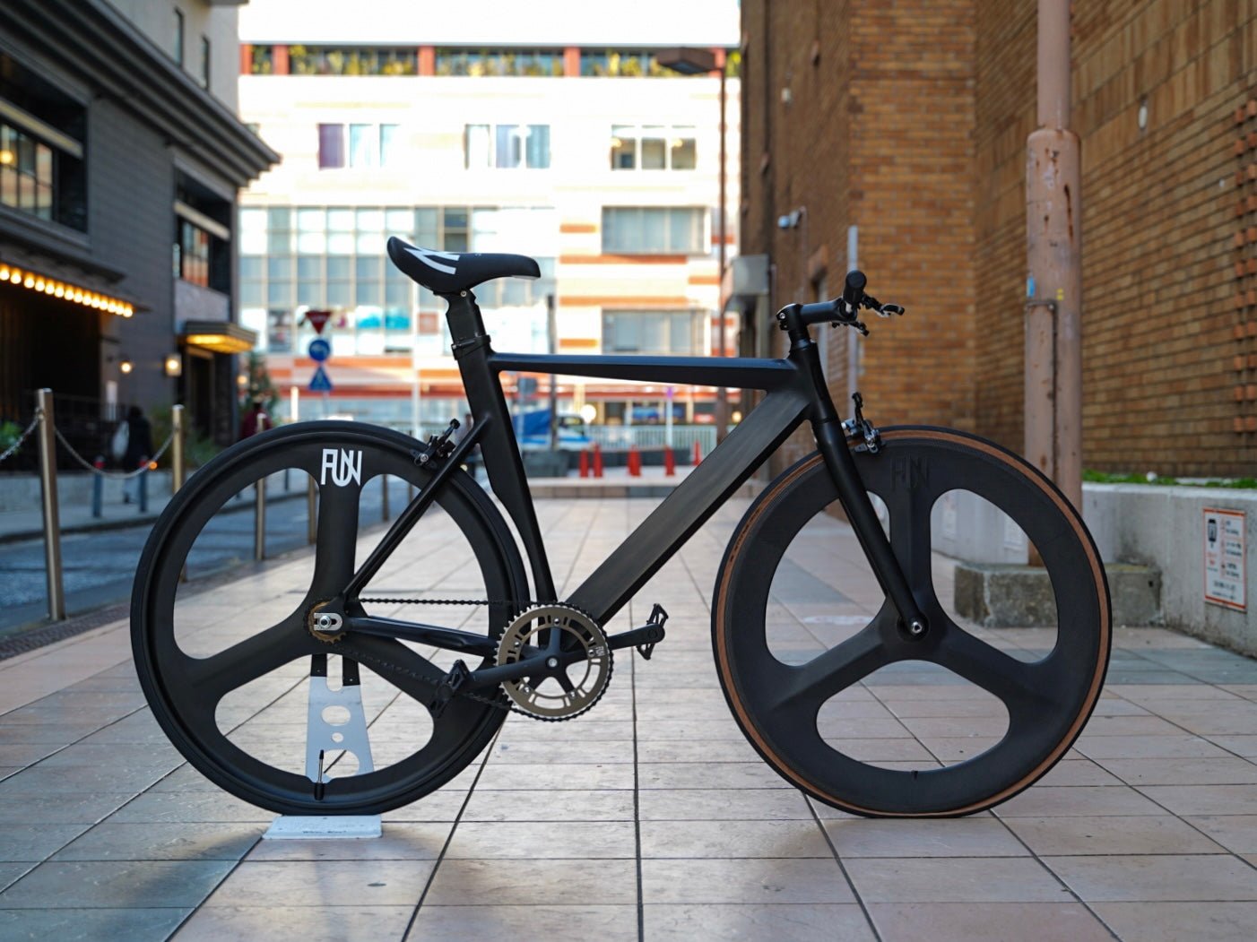 【FUN】COLOR Tire - side skin - LINKEY CYCLE【FUN】COLOR Tire - side skin -