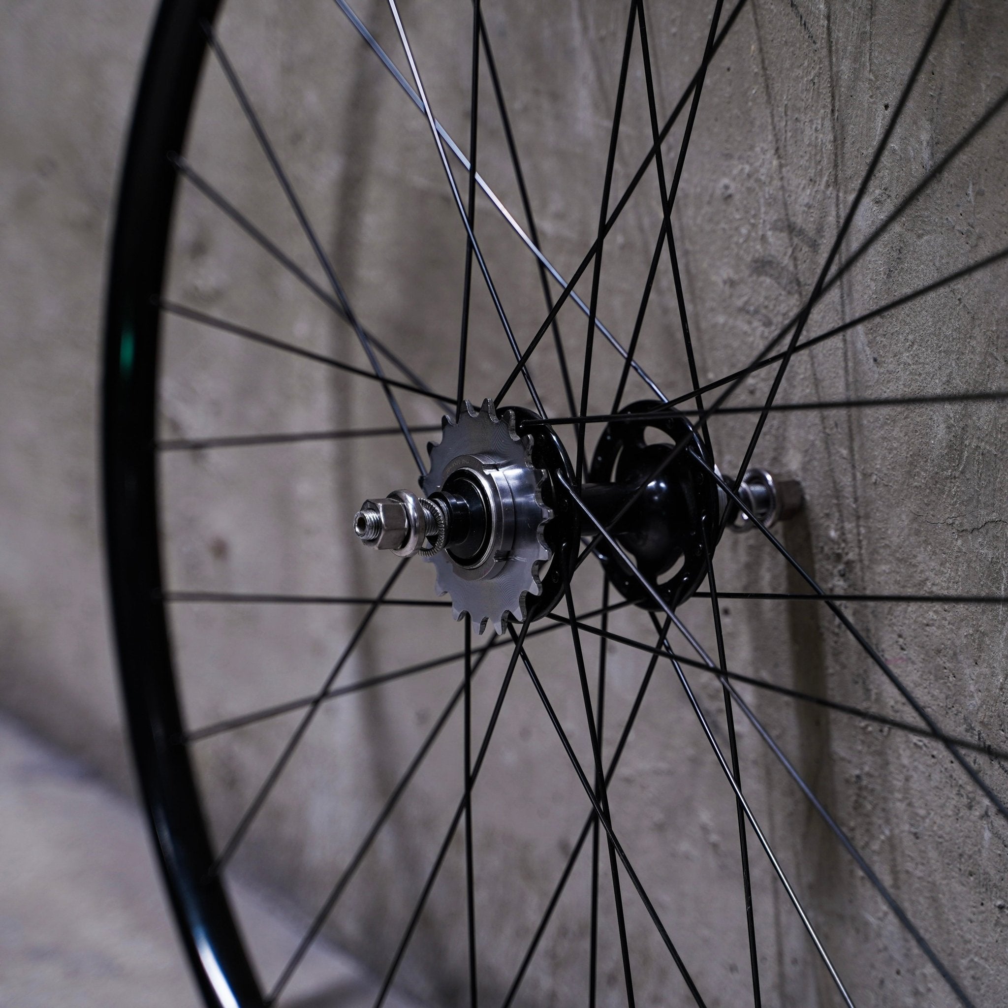 【FUN】NARROW Rear Wheel - Black - LINKEY CYCLE【FUN】NARROW Rear Wheel - Black -