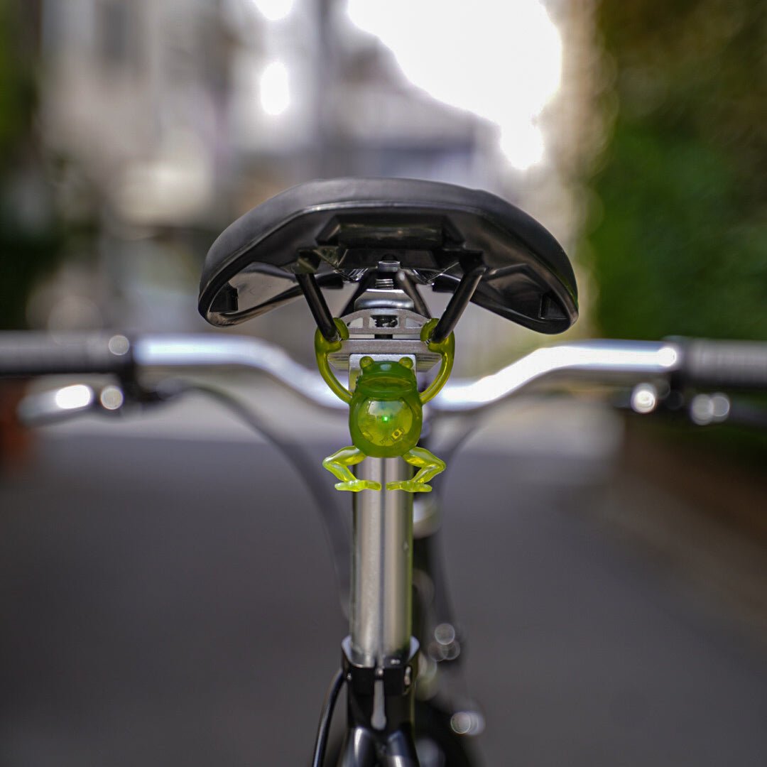 【ILIVE】ぶらさかえる Rear Light - Green - LINKEY CYCLE【ILIVE】ぶらさかえる Rear Light - Green -