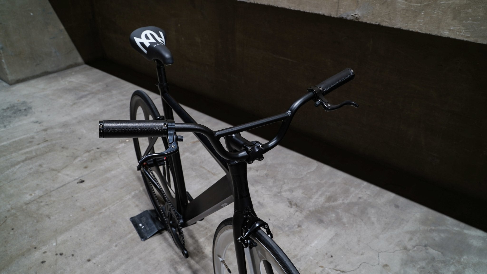 【LINKEY】Lock - on Grip - Black leather - LINKEY CYCLE【LINKEY】Lock - on Grip - Black leather -