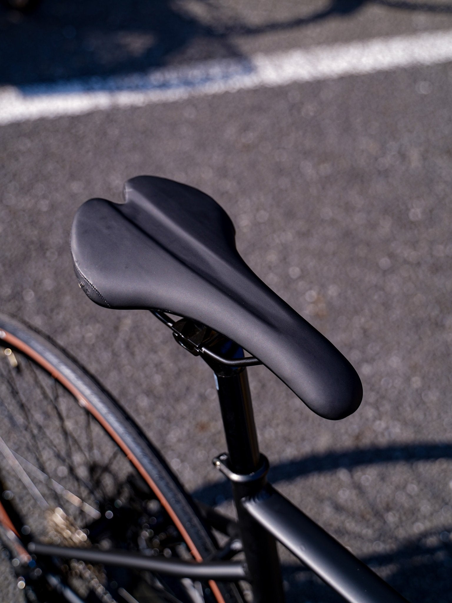 【UNIZE】AVIS 520 Custom Complete Bike -Black - LINKEY CYCLE【UNIZE】AVIS 520 Custom Complete Bike -Black-