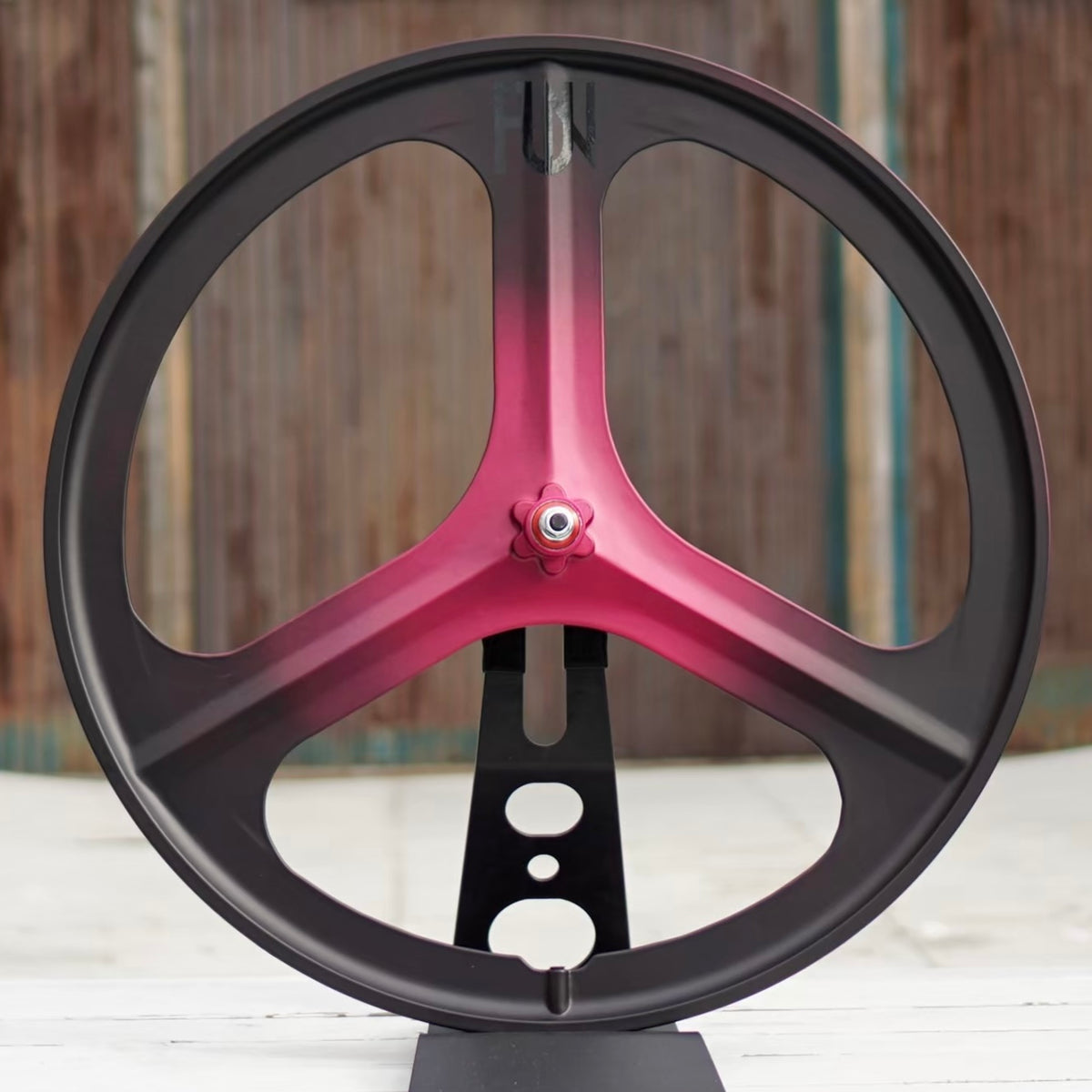WHEEL GRAD PAINT -MAT BLACK/PINK - No.012