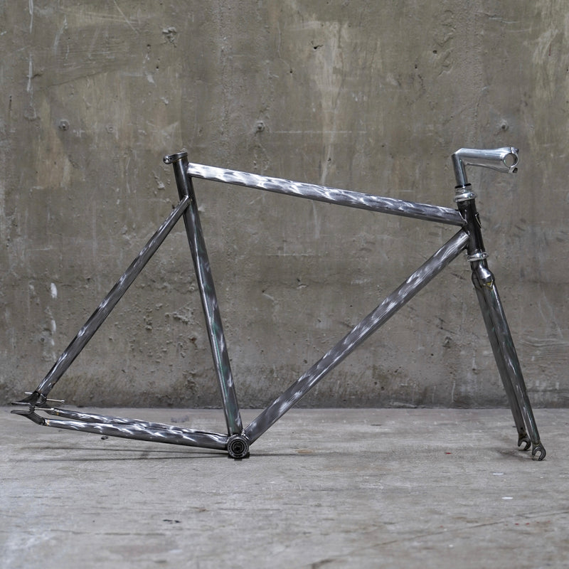 【FUN】SOUPRA Frame -Naked Fish-