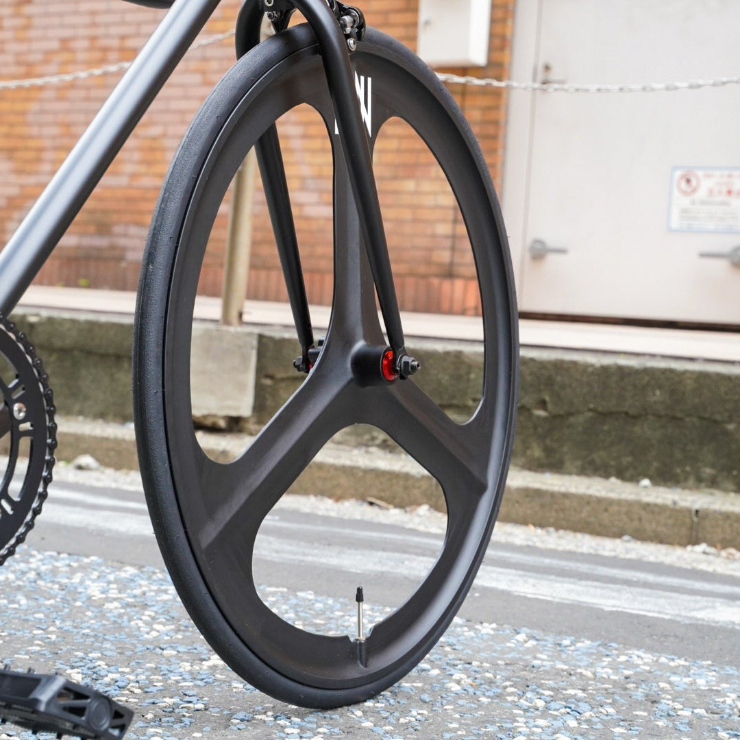 【FUN】ANGUS FLAT -Front Z3-