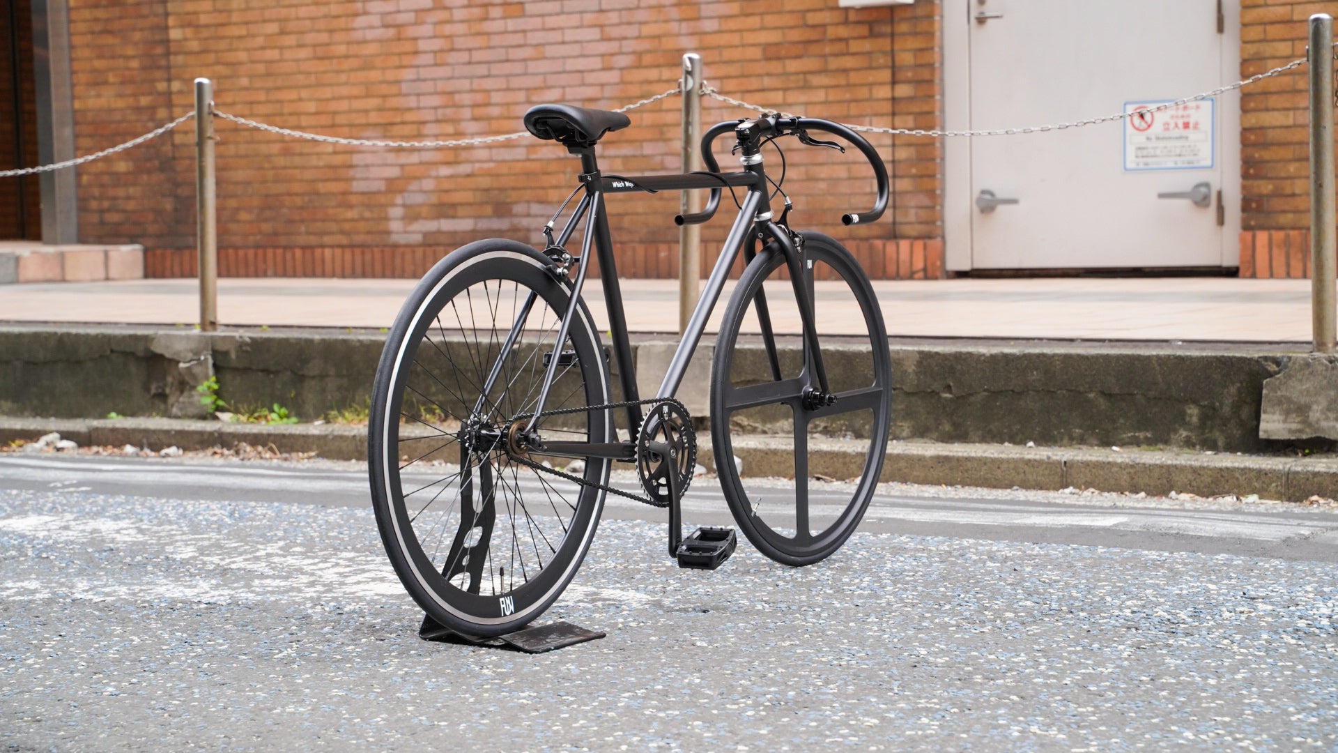 【FUN】ANGUS FLAT FRONT X4 Complete Bike -black-