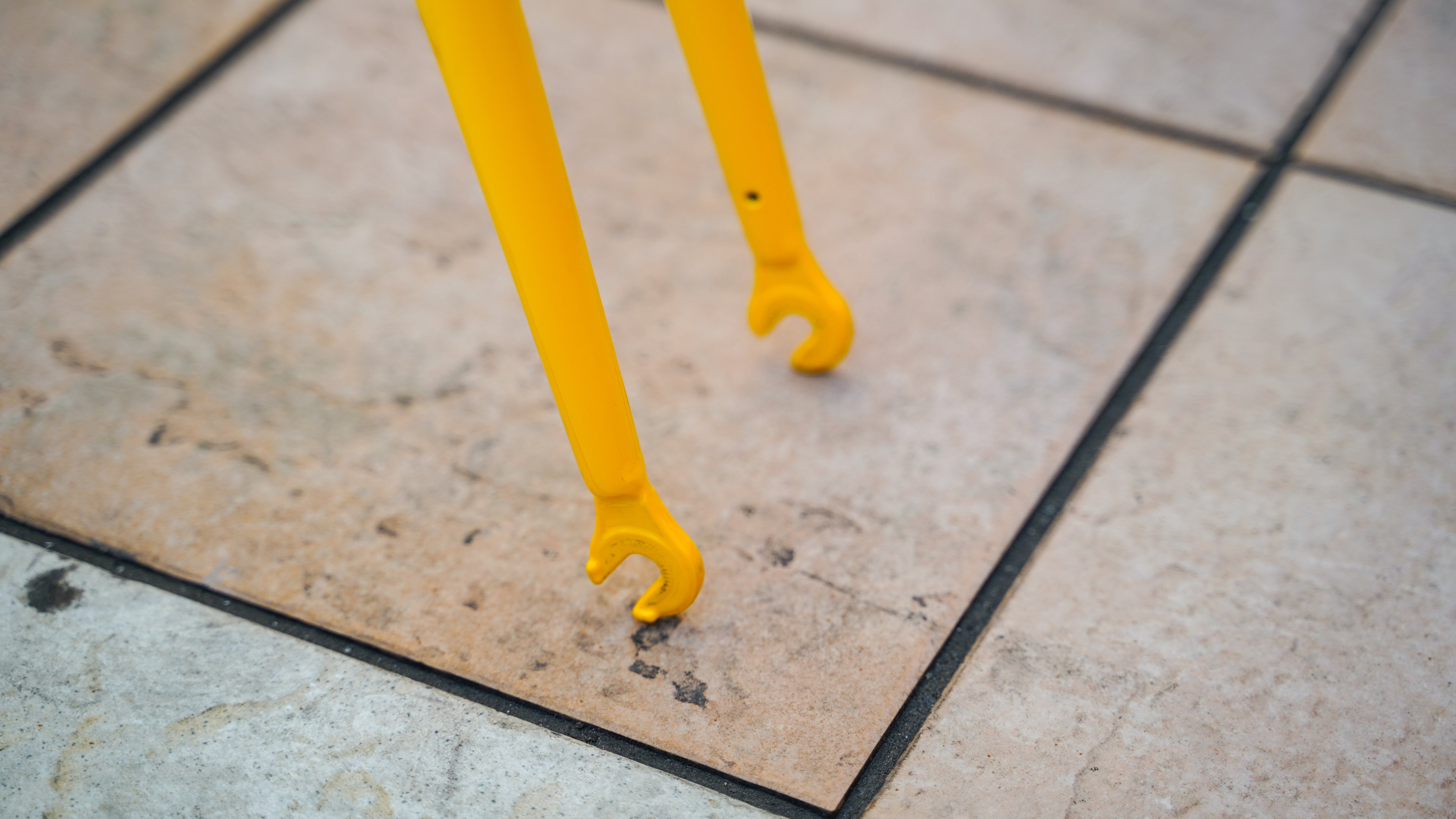 【FUN】ANGUS FLAT Frame -Gloss Yellow-
