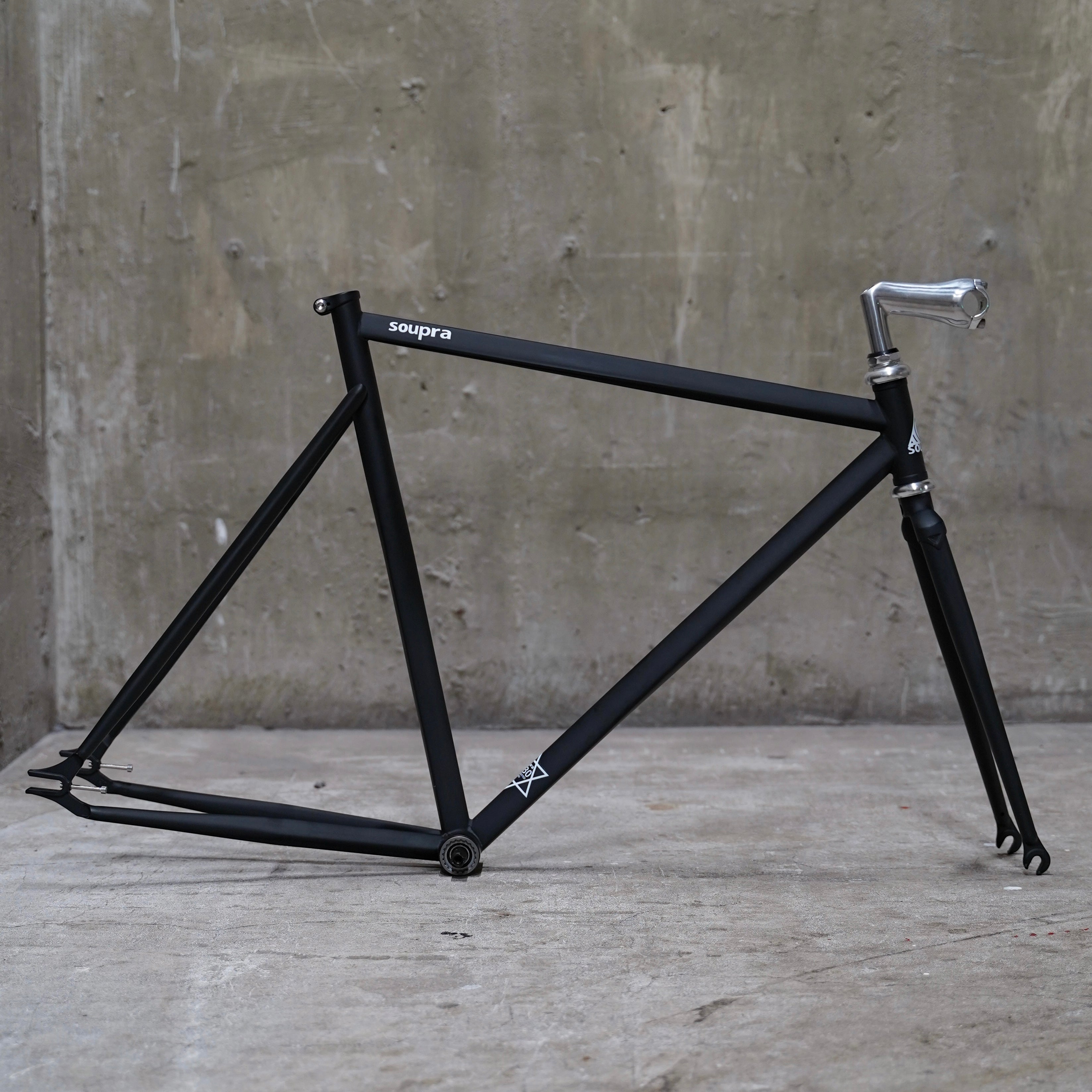 【FUN】SOUPRA Frame -Mat Black-