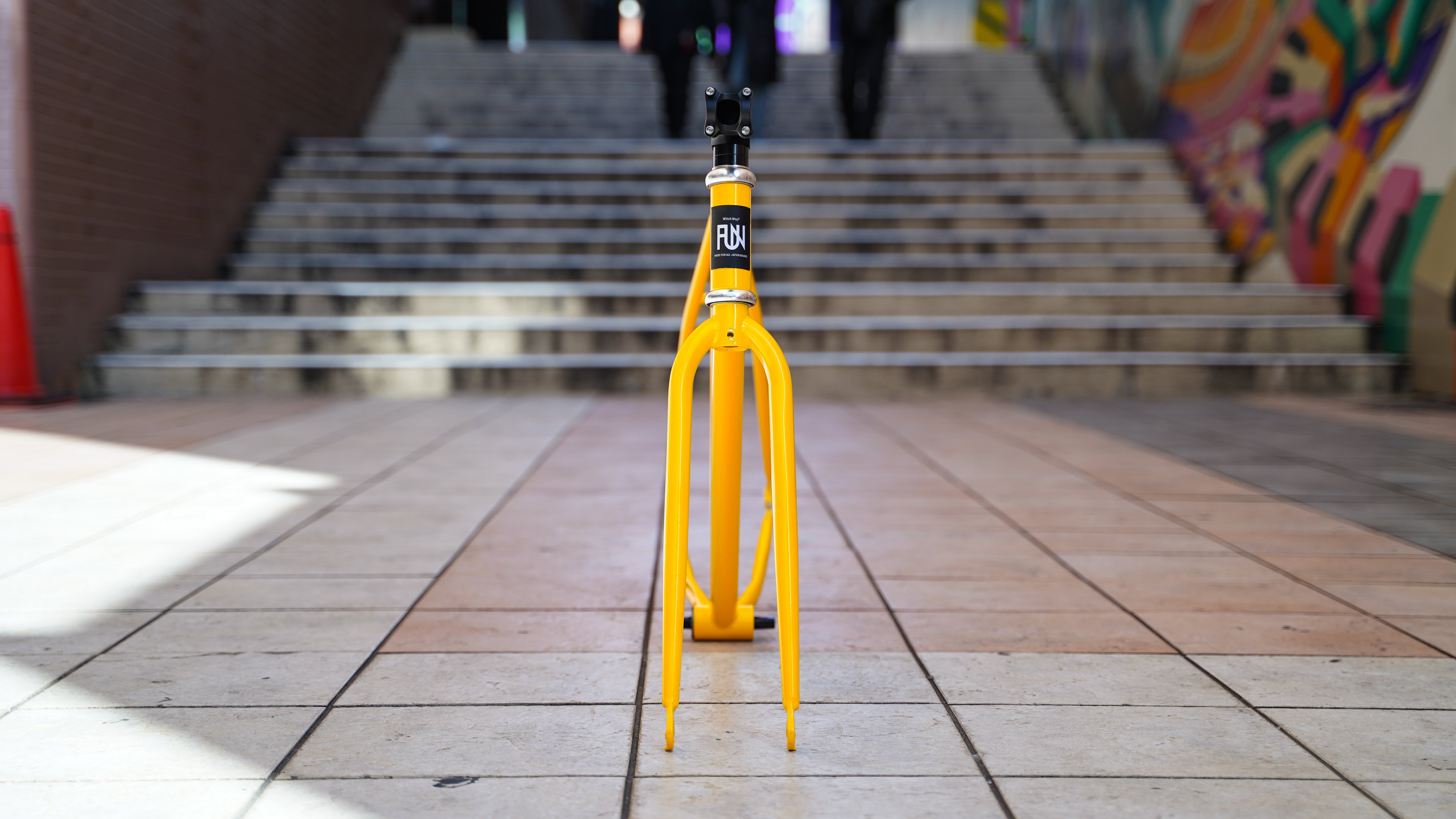 【FUN】ANGUS FLAT Frame -Gloss Yellow-