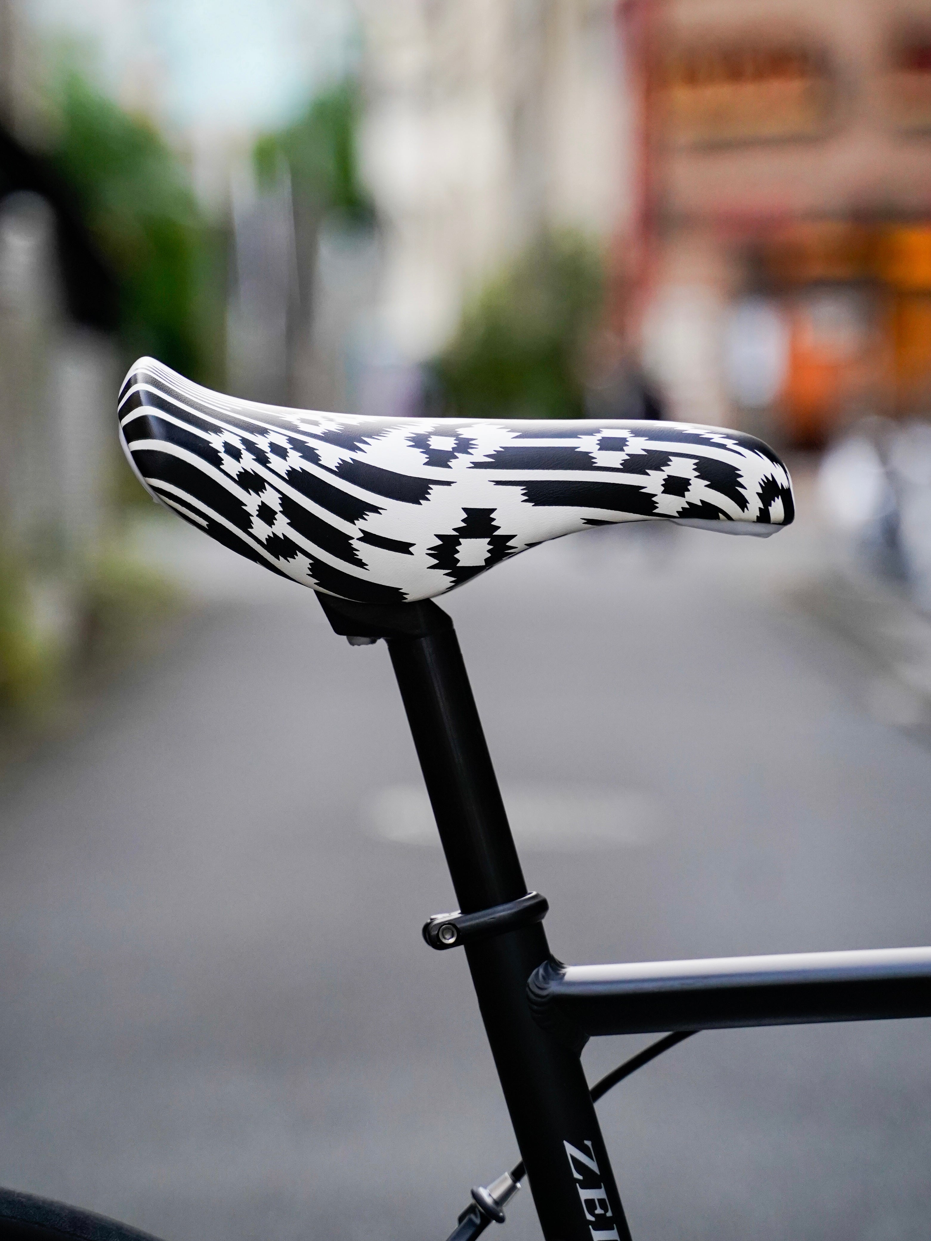 【UNIZE】ZEIT 520 Custom Complete Bike -Mat Black-
