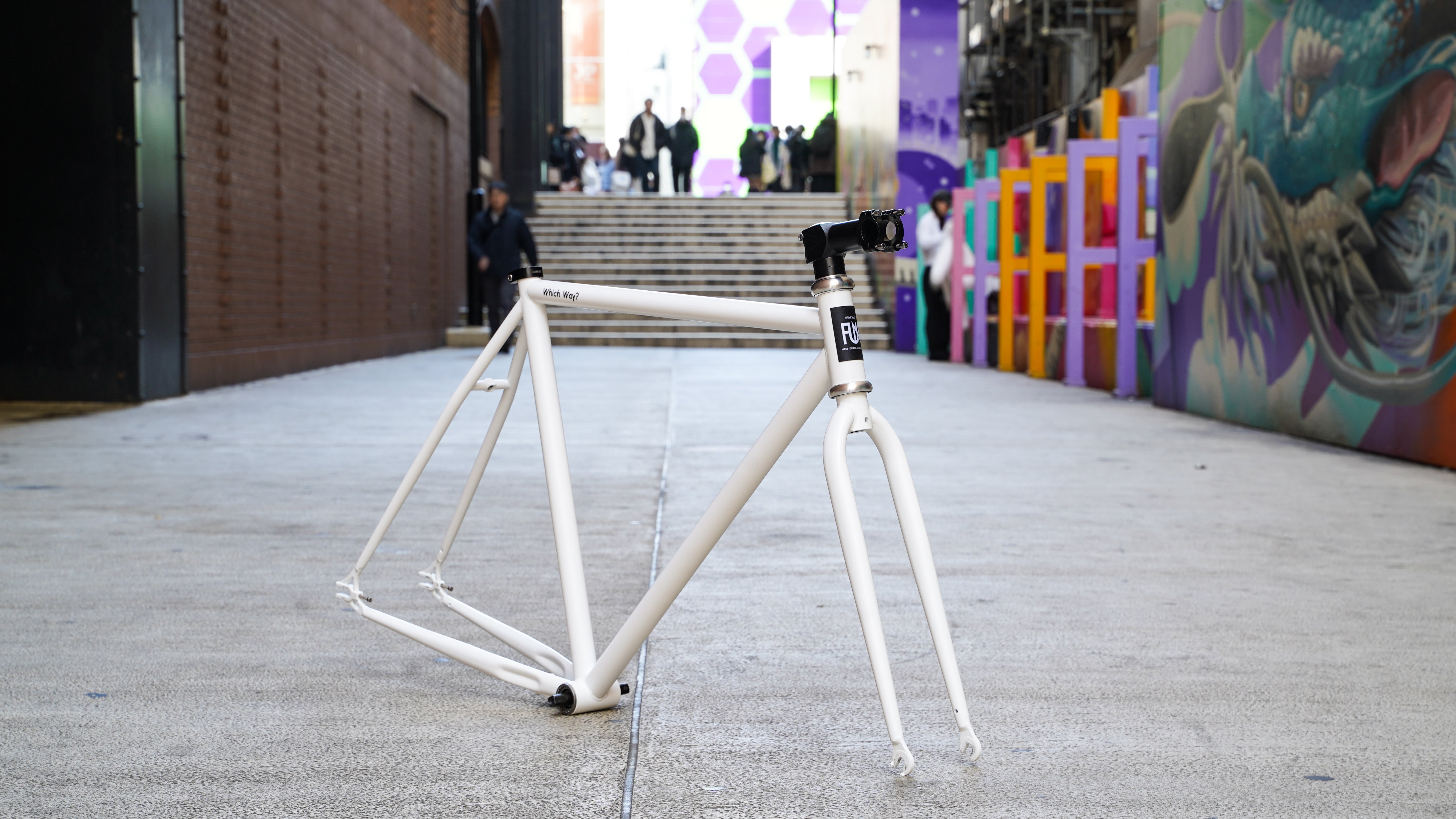 【FUN】ANGUS FLAT Frame -Mat White-