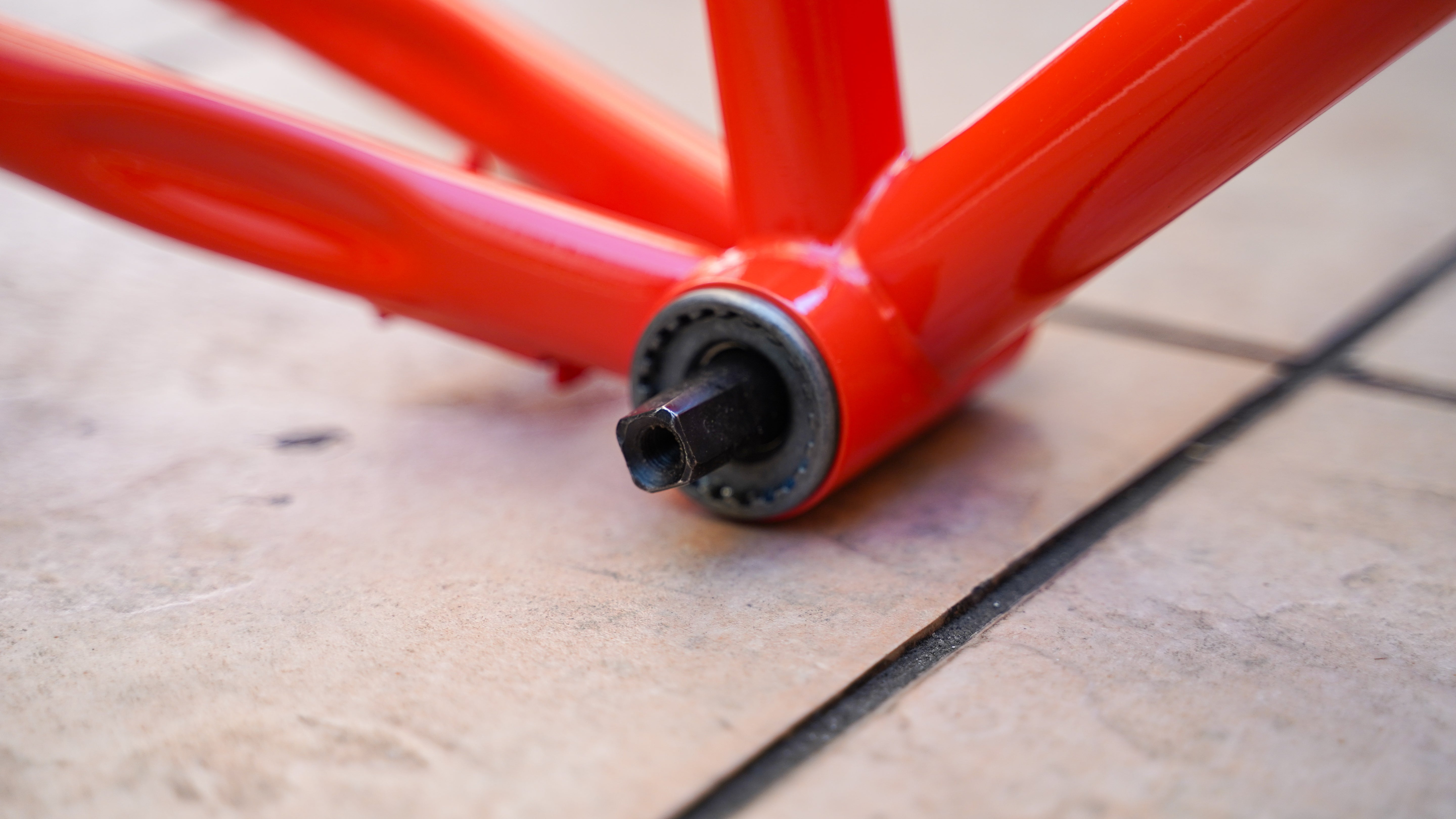 【FUN】ANGUS FLAT Frame -Gloss Orange-
