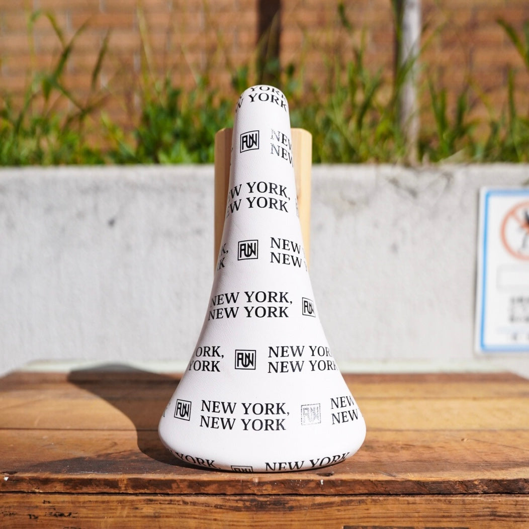 【FUN】NYC Saddle -white-
