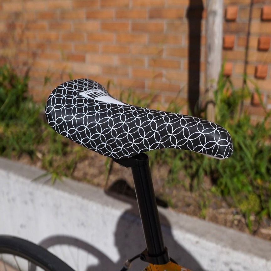 【FUN】七宝 Saddle