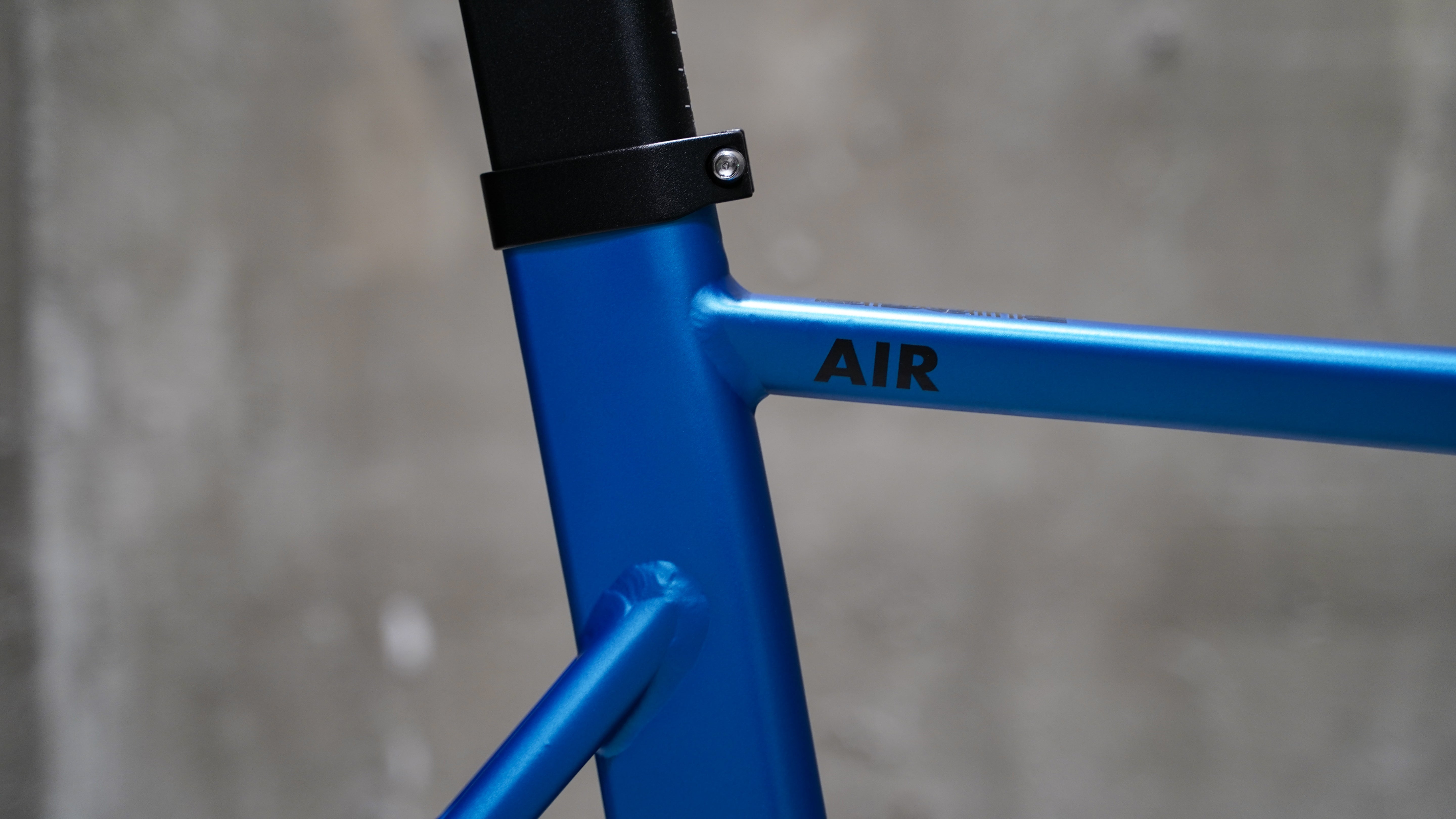 【FUN】AIR SPARK Frame -Mat Blue-