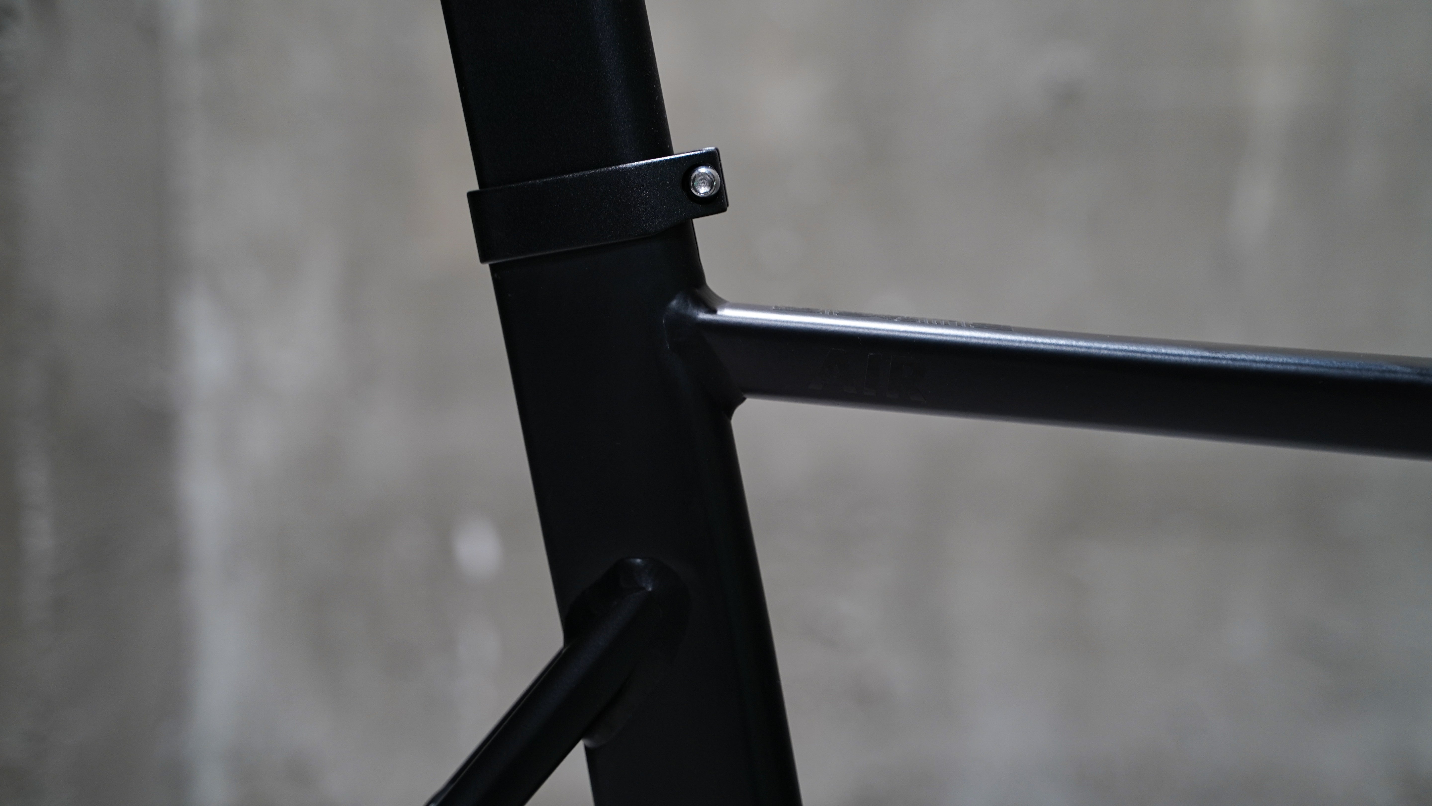 【FUN】AIR SPARK Frame -Mat Black-