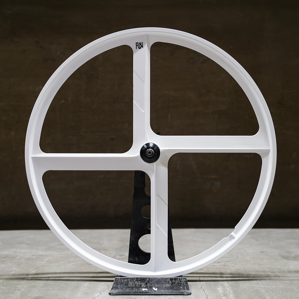 【FUN】X4 Front Wheel -White-