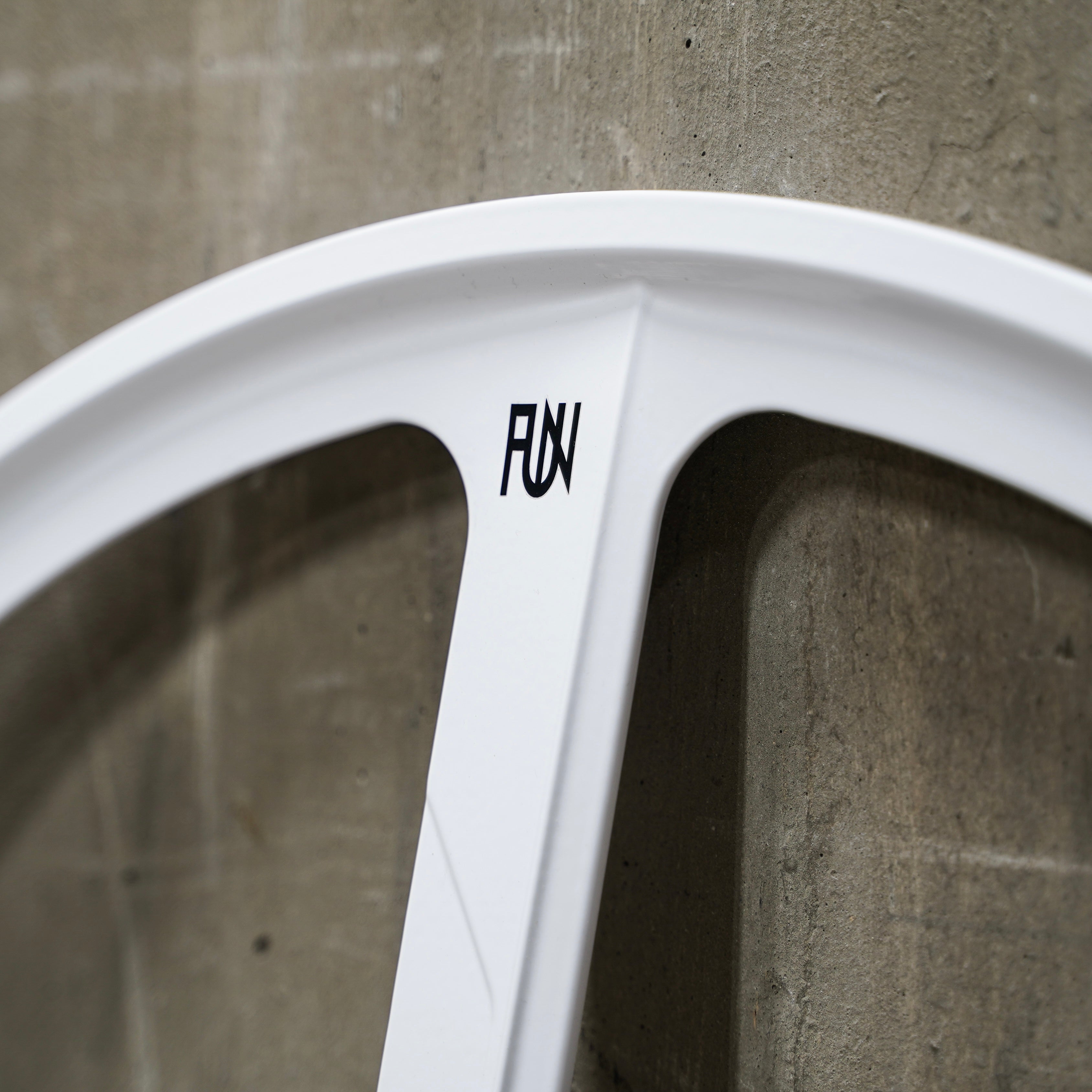 【FUN】X4 Front Wheel -White-