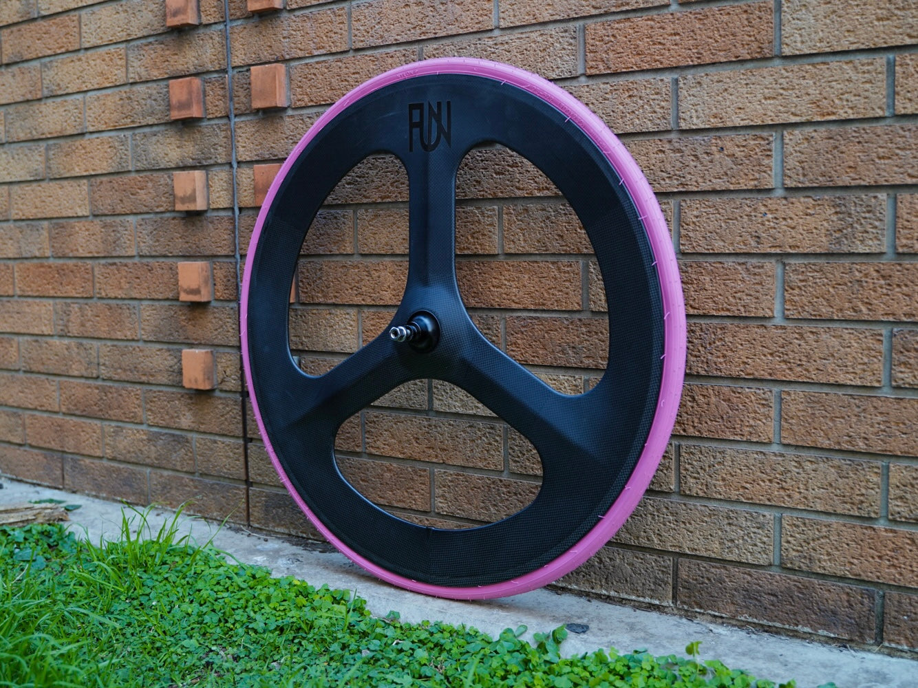 【FUN】COLOR Tire -pink-