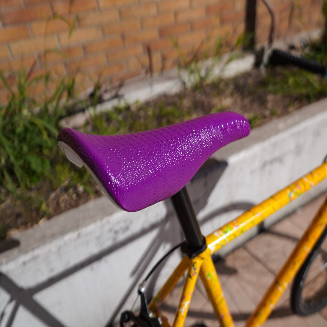 【FUN】LINDSAY Saddle -purple-