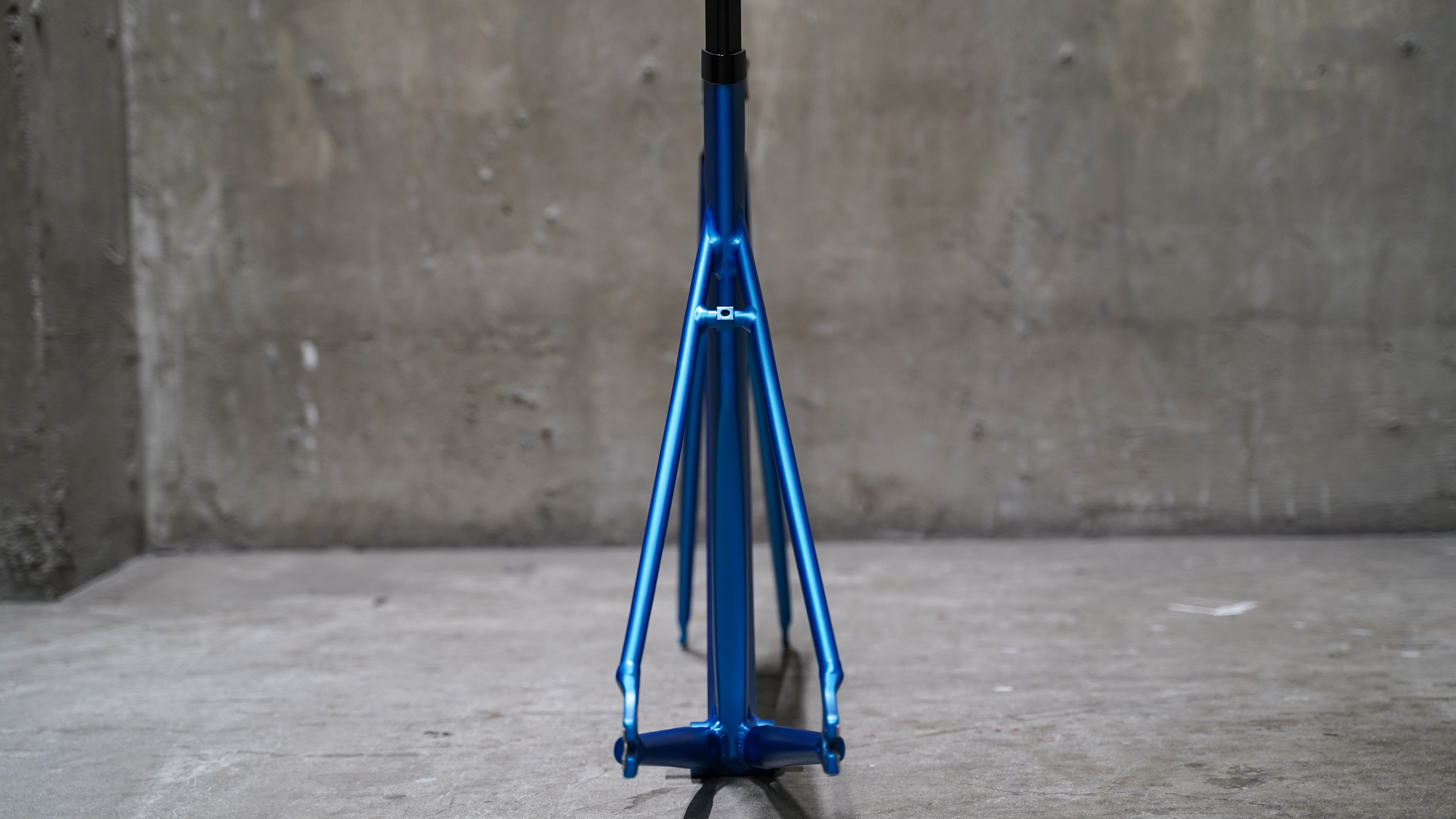 【FUN】AIR SPARK Frame -Mat Blue-