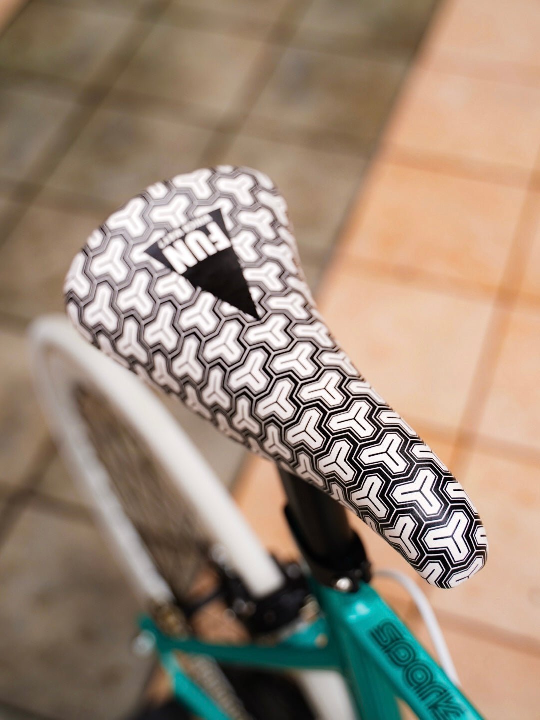 AIR No.012 - LINKEY CYCLEAIR No.012