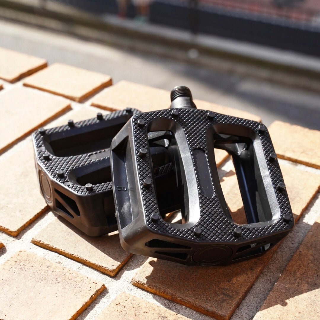 CHAMELEON NYION PEDAL 【Black】 - LINKEY CYCLECHAMELEON NYION PEDAL 【Black】