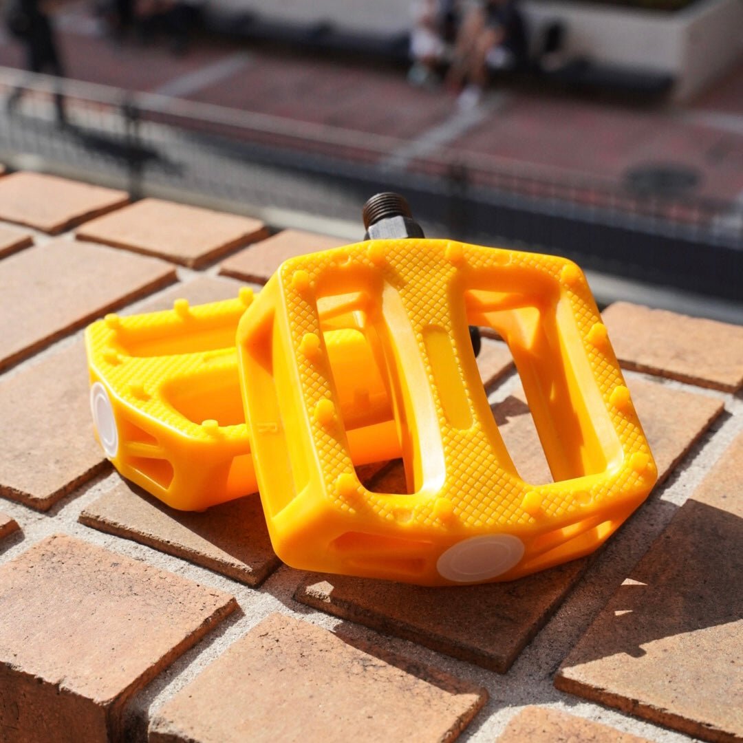 CHAMELEON NYION PEDAL 【Yellow】 - LINKEY CYCLECHAMELEON NYION PEDAL 【Yellow】