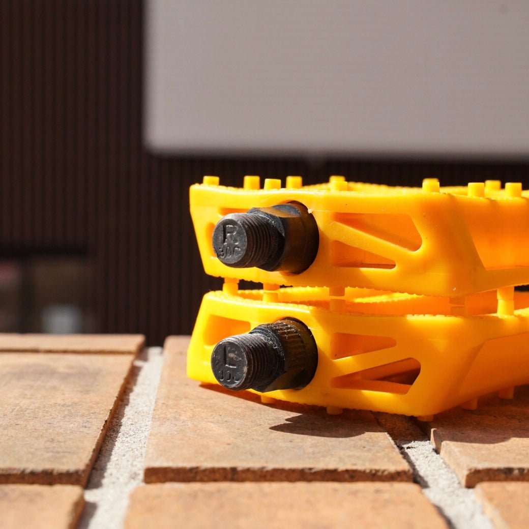 CHAMELEON NYION PEDAL 【Yellow】 - LINKEY CYCLECHAMELEON NYION PEDAL 【Yellow】