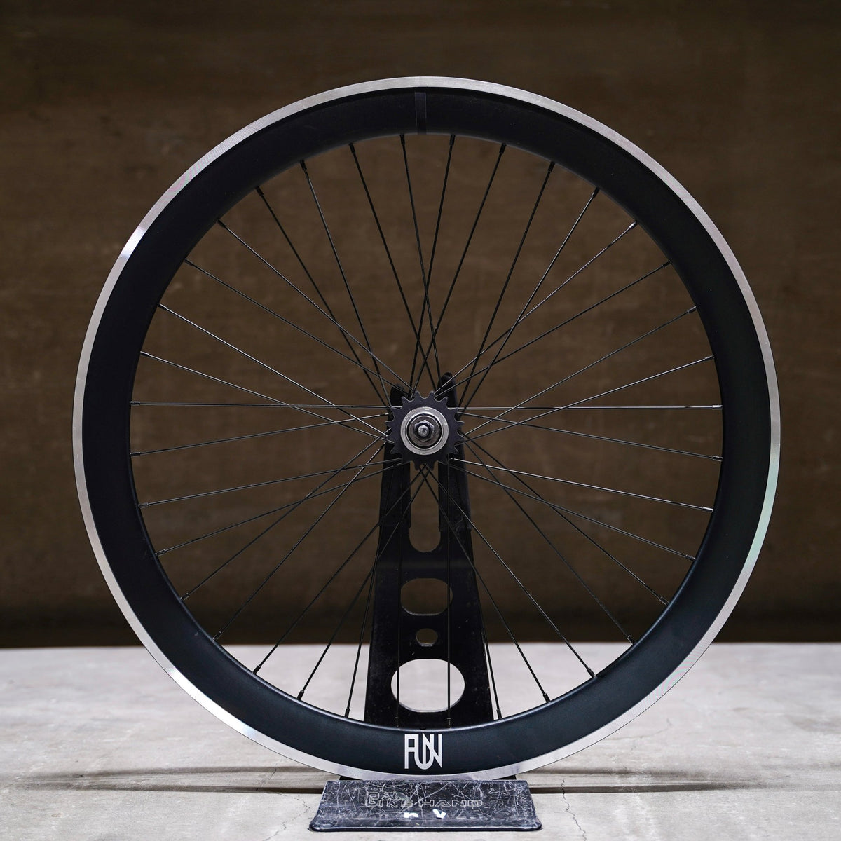 【FUN】CHAMELEON Rear Wheel - mat black - LINKEY CYCLE【FUN】CHAMELEON Rear Wheel - mat black -