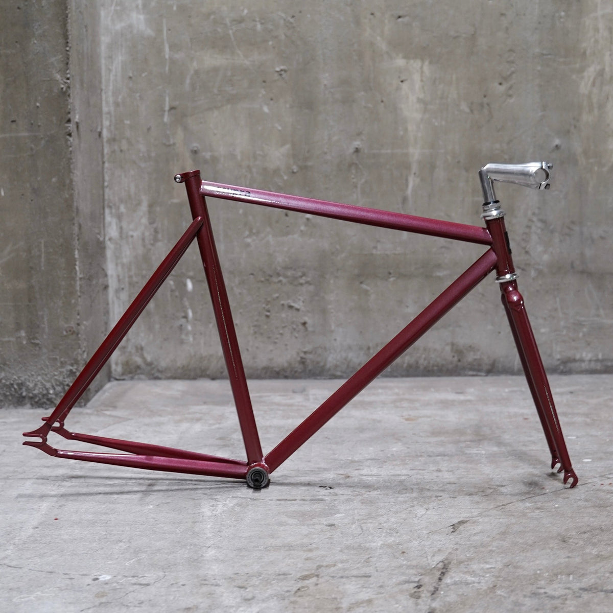 【FUN】SOUPRA Frame -Gloss Magenta Metallic - LINKEY CYCLE【FUN】SOUPRA Frame -Gloss Magenta Metallic-