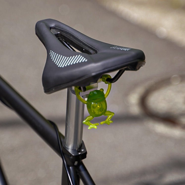 【ILIVE】ぶらさかえる Rear Light - Green - LINKEY CYCLE【ILIVE】ぶらさかえる Rear Light - Green - 