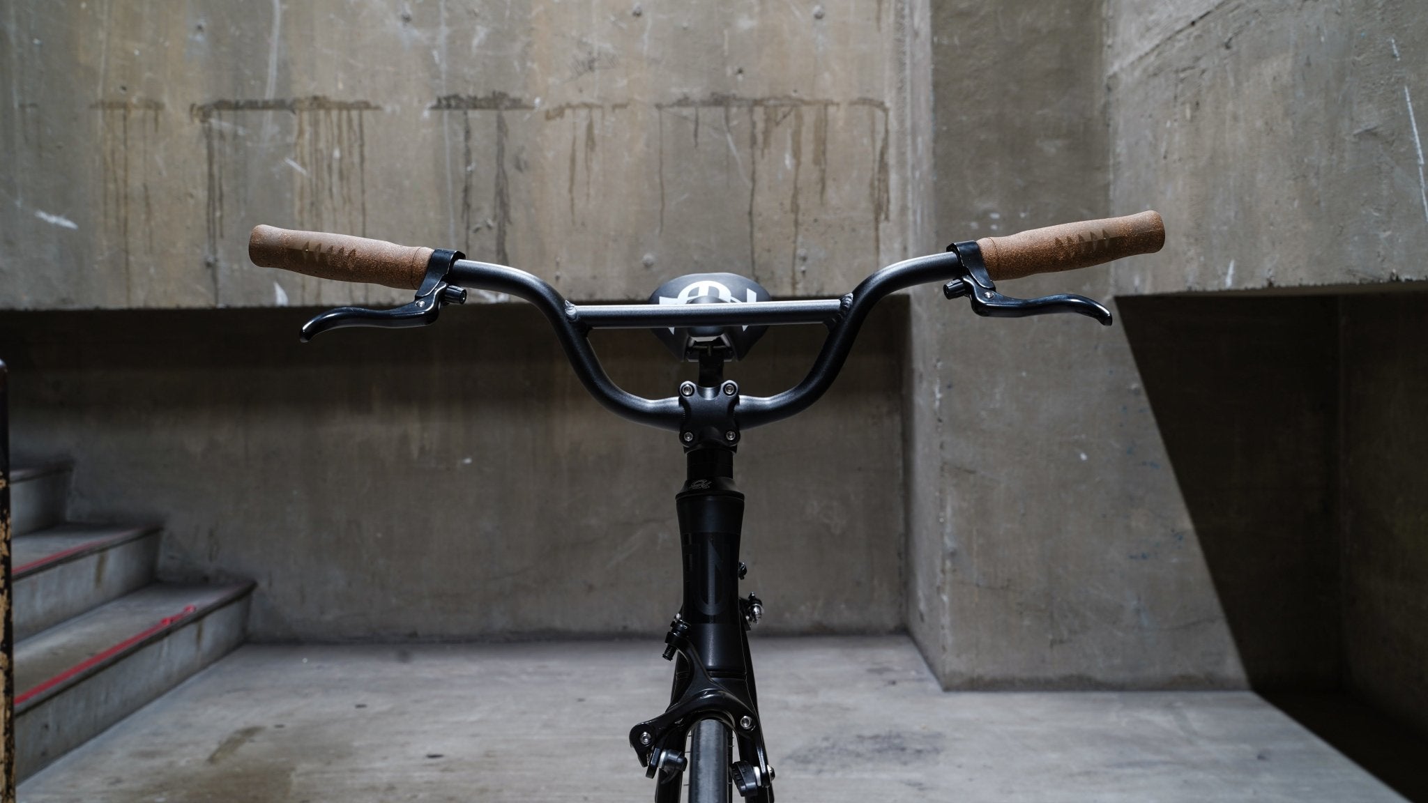 【LINKEY】ERGONOMIC Grip - curk - LINKEY CYCLE【LINKEY】ERGONOMIC Grip - curk -