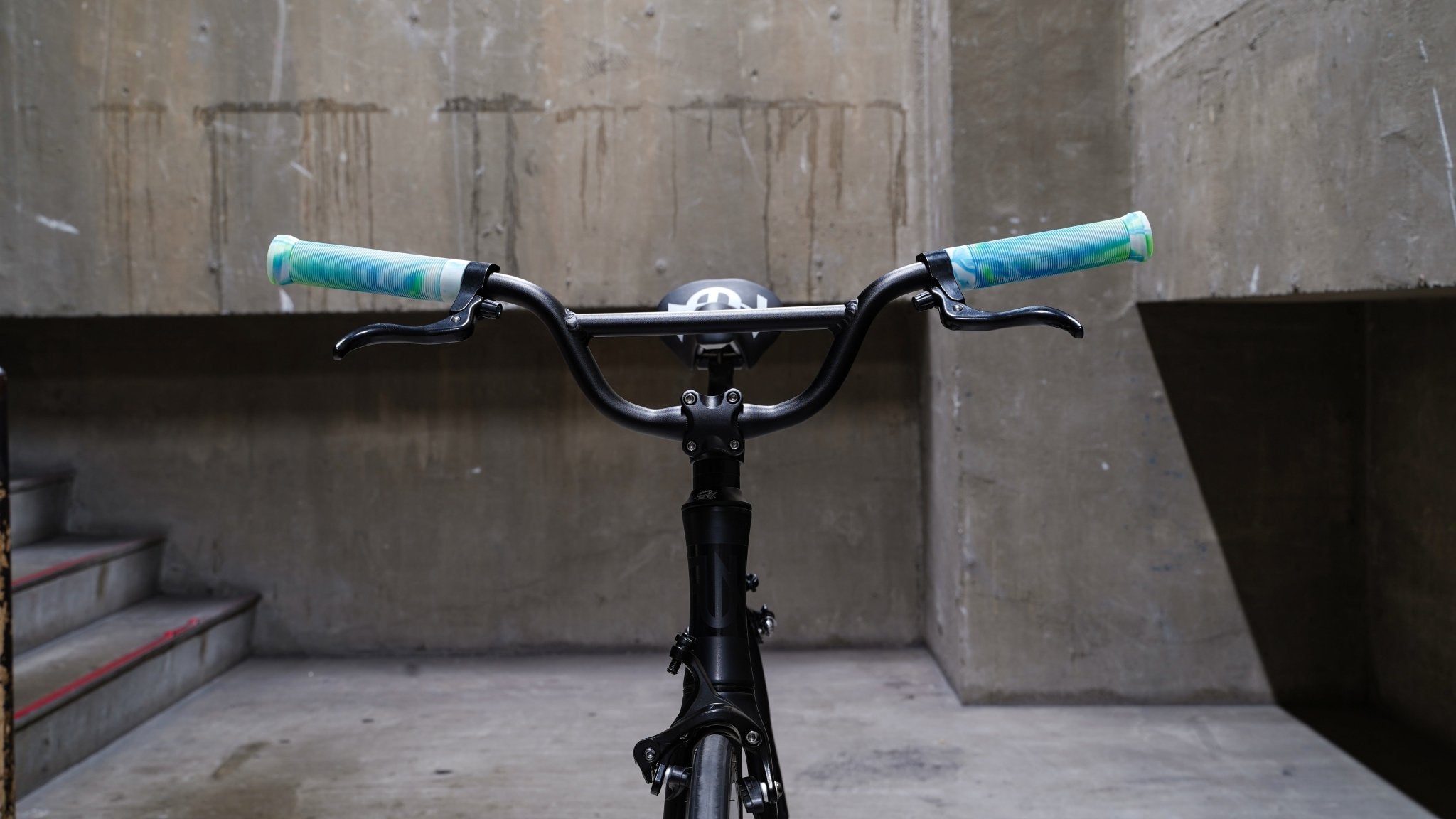 【LINKEY】MARBLE Grip - White/light blue/Green - LINKEY CYCLE【LINKEY】MARBLE Grip - White/light blue/Green -