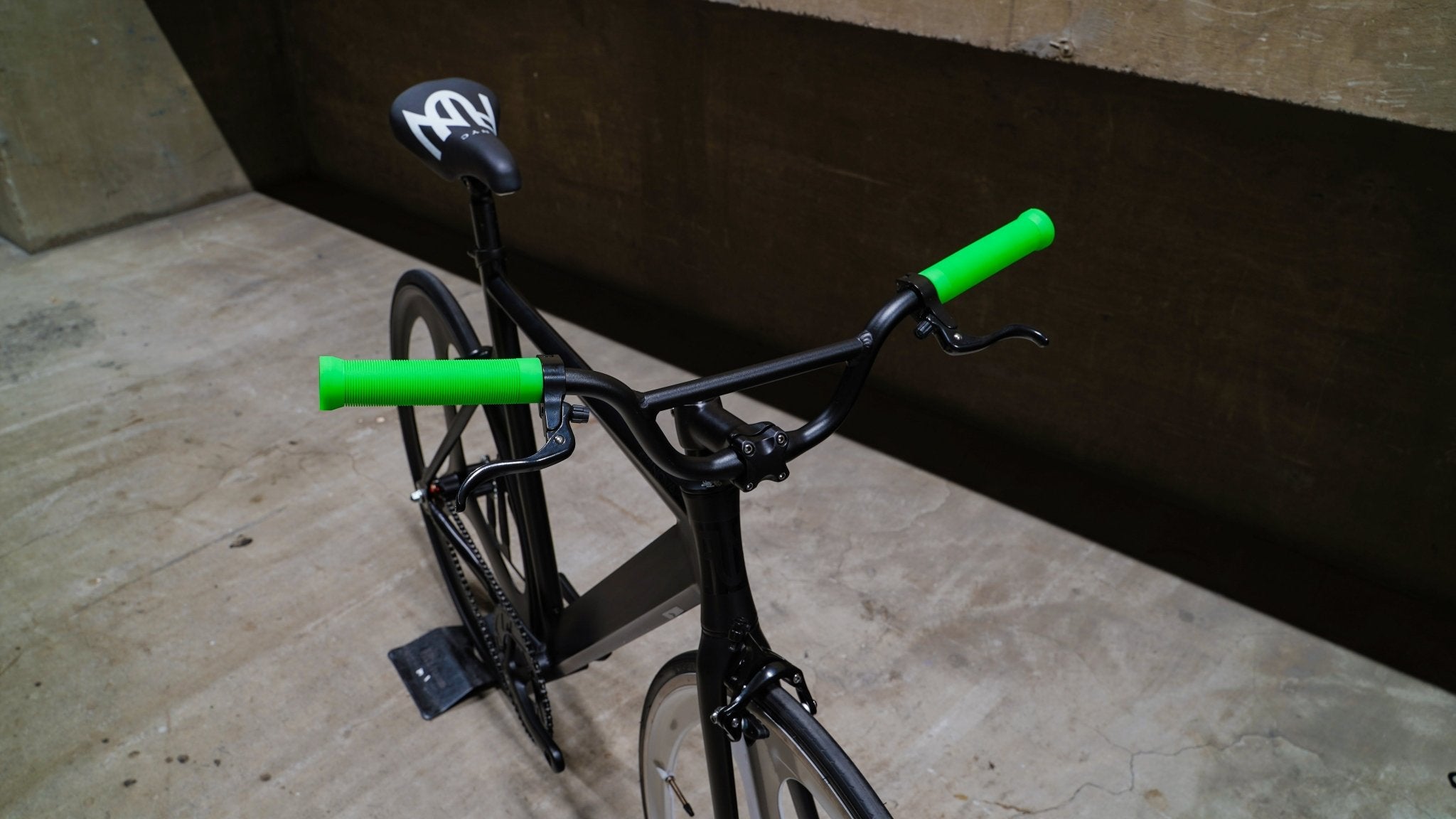 【LINKEY】SPIRAL Grip - light green - LINKEY CYCLE【LINKEY】SPIRAL Grip - light green -