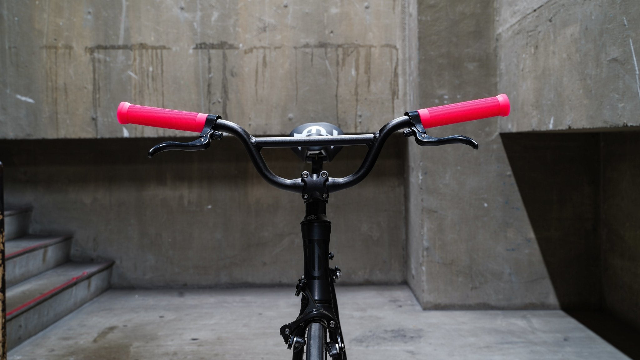 【LINKEY】SPIRAL Grip - light pink - LINKEY CYCLE【LINKEY】SPIRAL Grip - light pink -