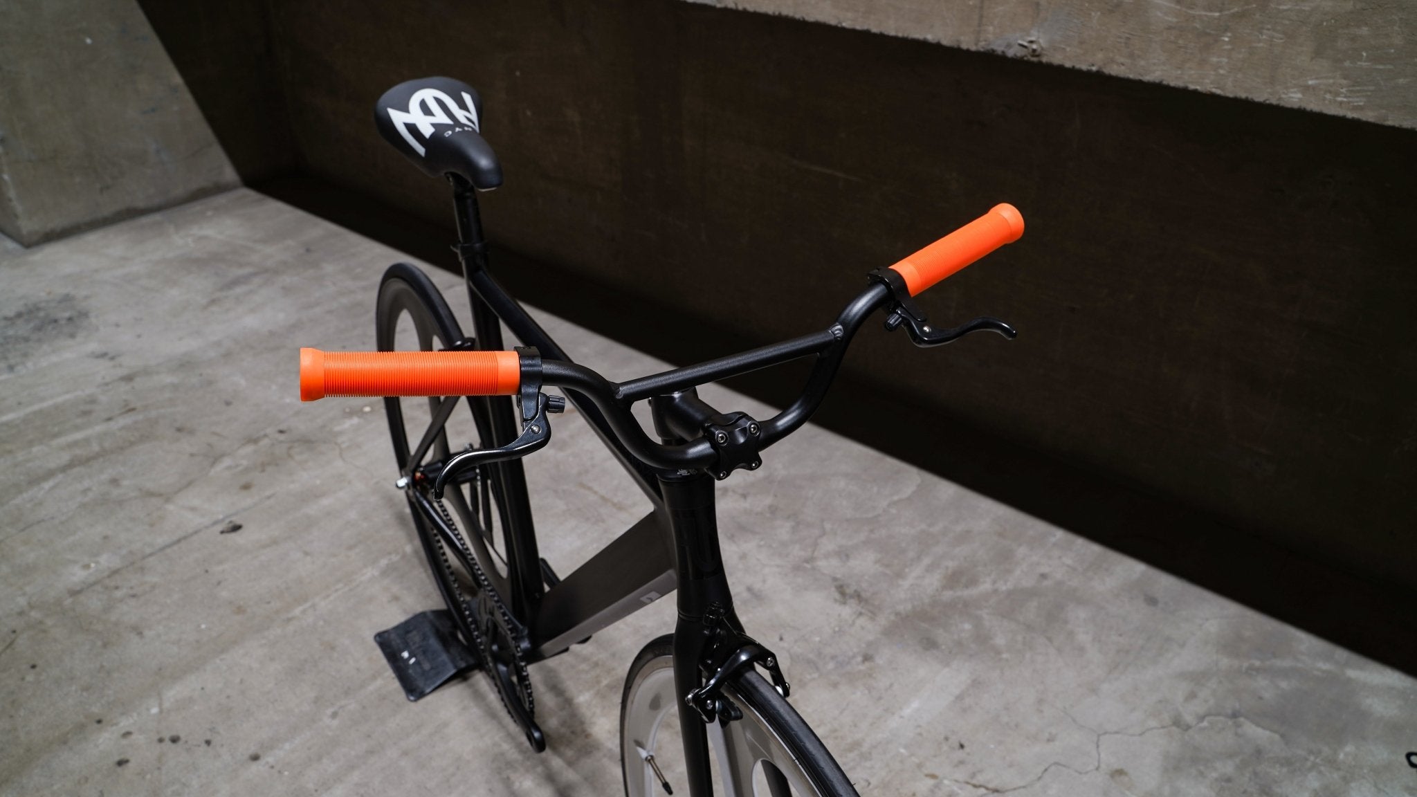 【LINKEY】SPIRAL Grip - Orange - LINKEY CYCLE【LINKEY】SPIRAL Grip - Orange -