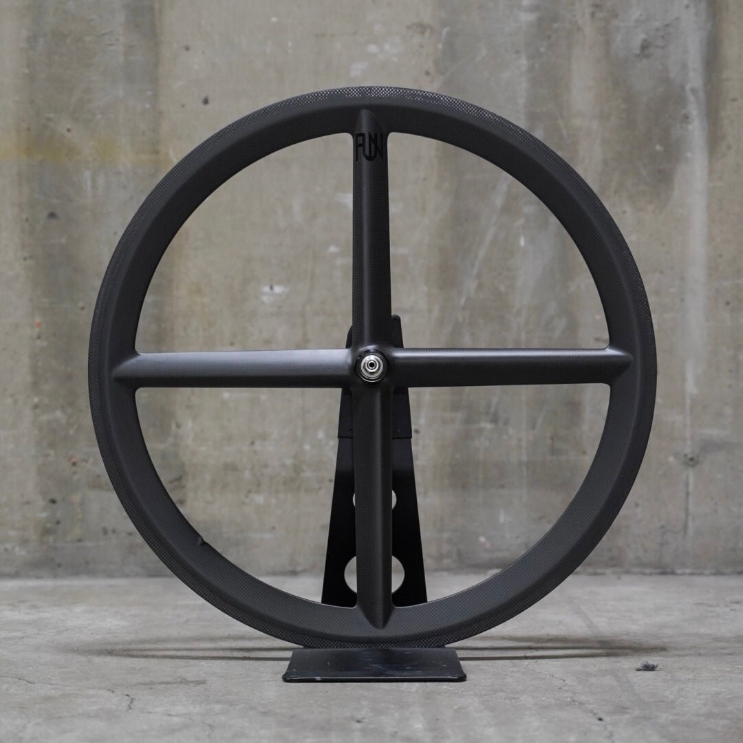 Marcas 4 - Front - 【carbon】 - LINKEY CYCLEMarcas 4 - Front - 【carbon】