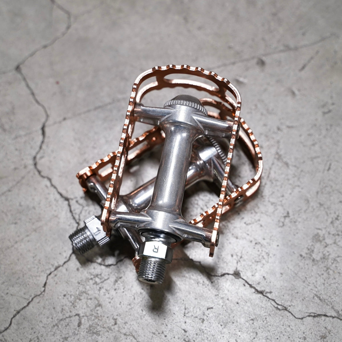 【MKS】BM-7 pedal -Bronze/Silver - LINKEY CYCLE【MKS】BM-7 pedal -Bronze/Silver-